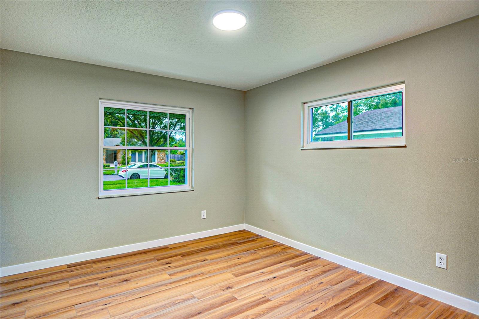 Image 16 of 44 For 5938 Marlberry Drive