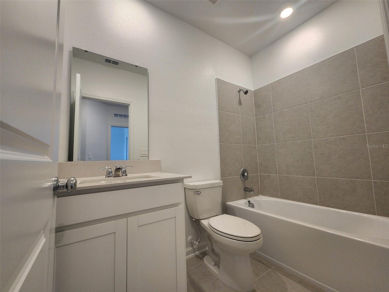 Image 18 of 20 For 2628 Armstrong Avenue