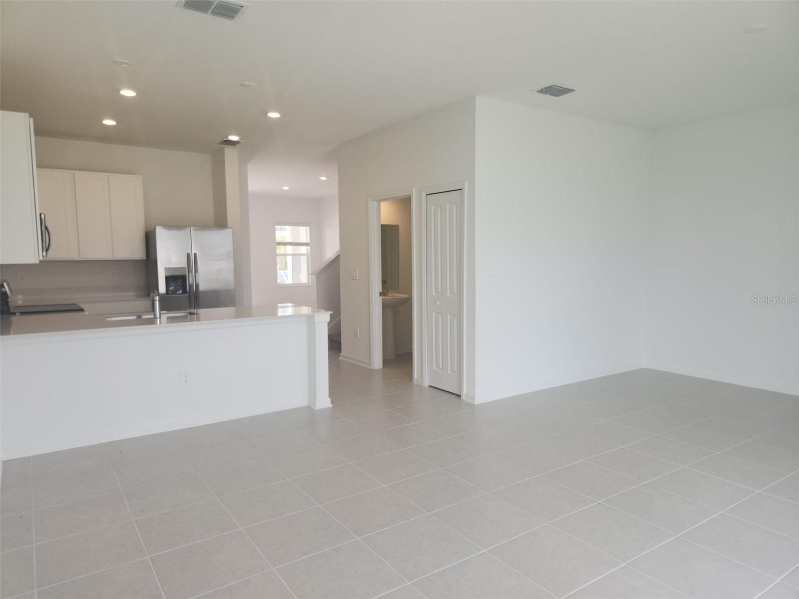 Image 4 of 20 For 2628 Armstrong Avenue