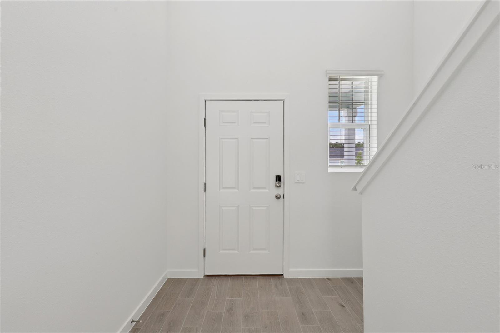 Image 19 of 40 For 33 Derbyshire Drive