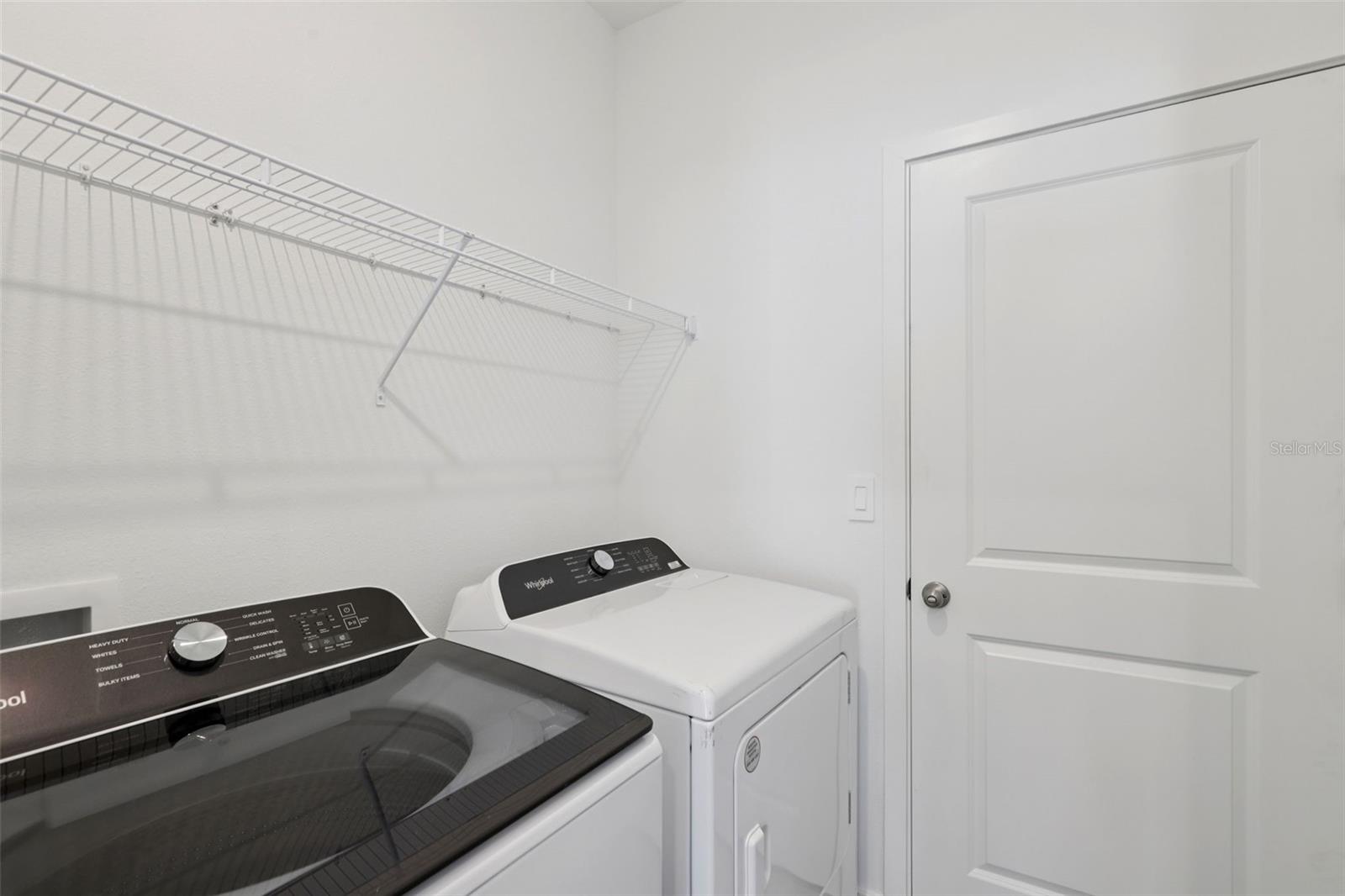 Image 30 of 40 For 33 Derbyshire Drive