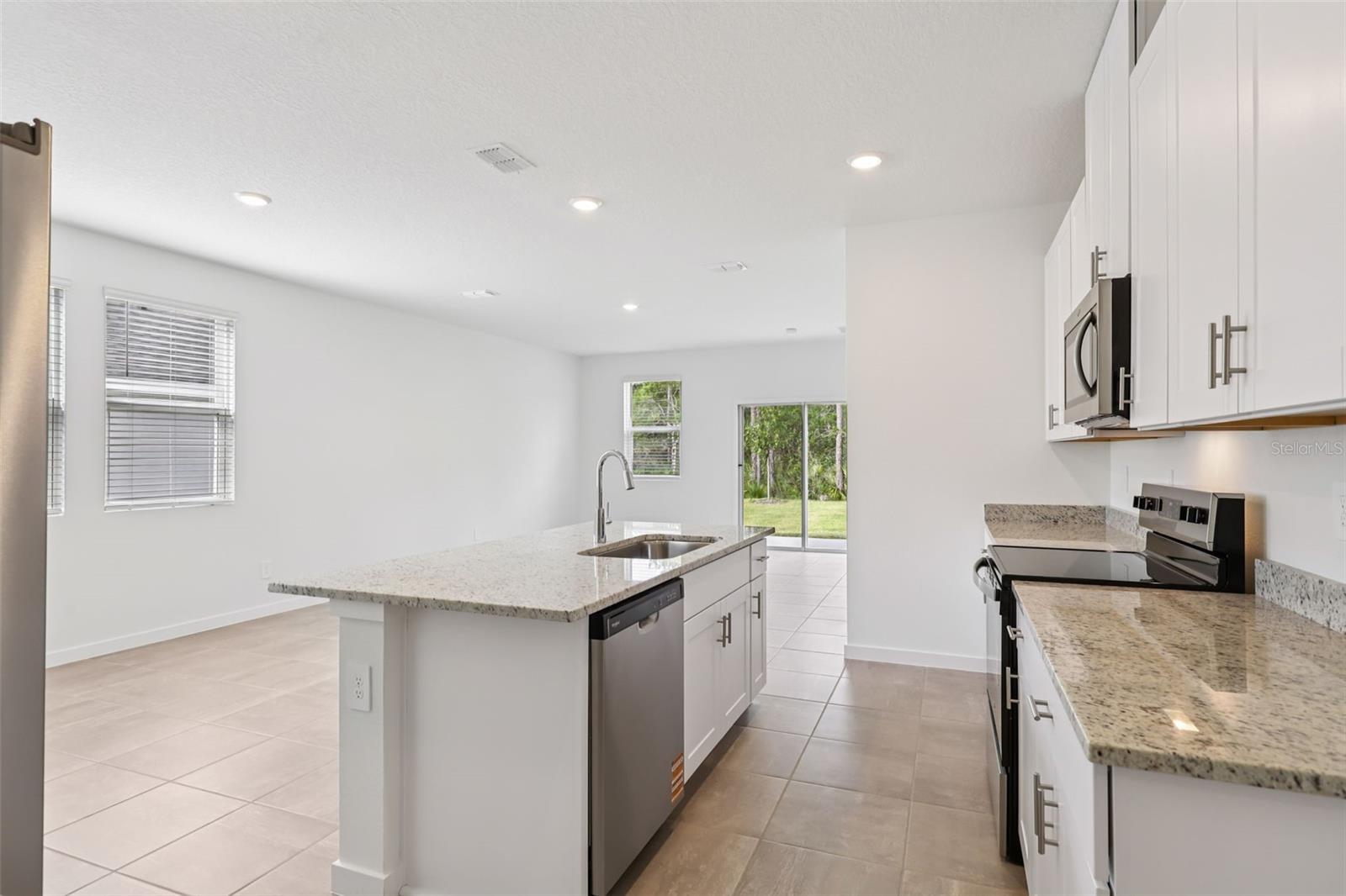 Image 10 of 45 For 38 Derbyshire Drive