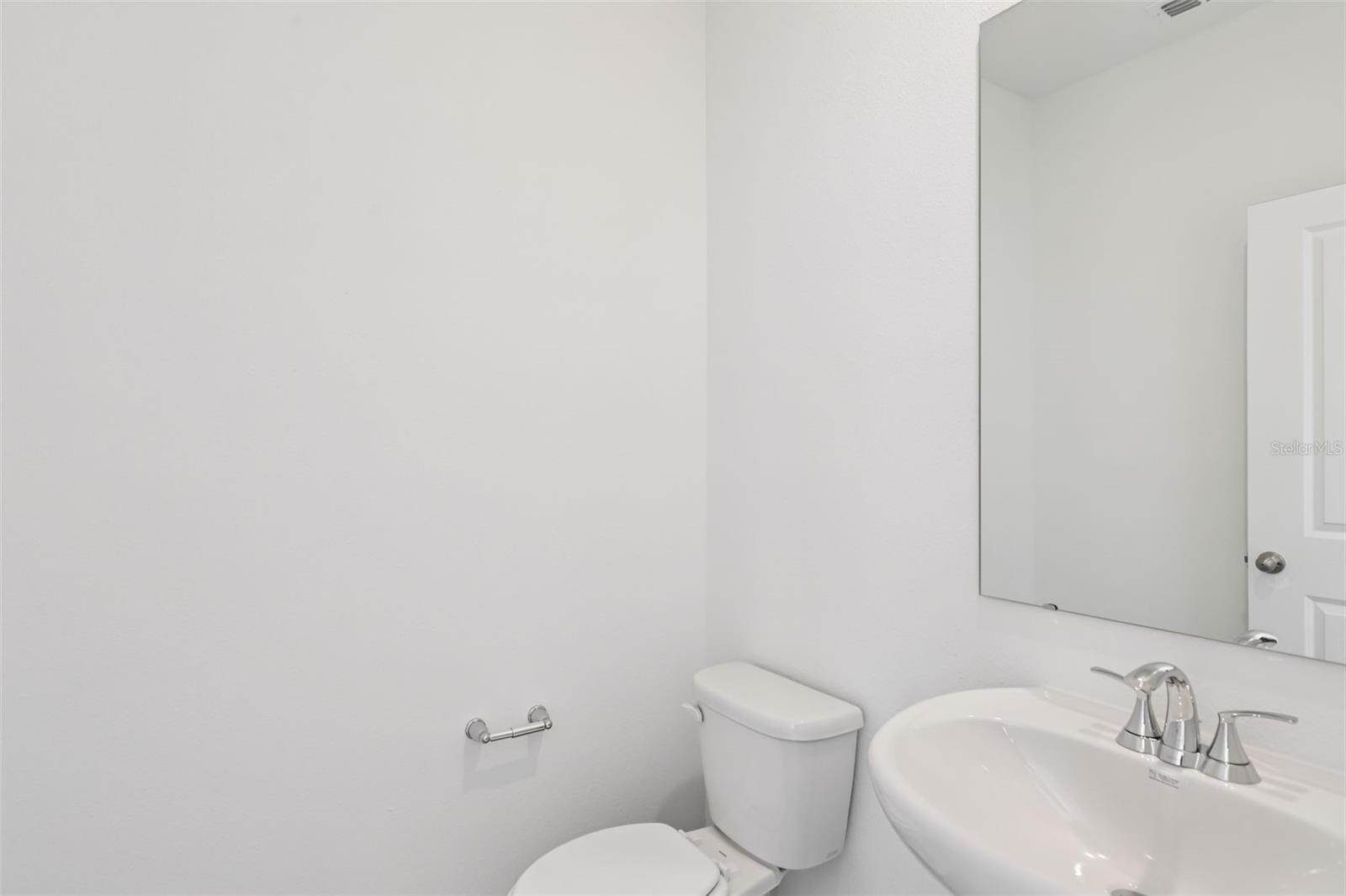 Image 22 of 45 For 38 Derbyshire Drive