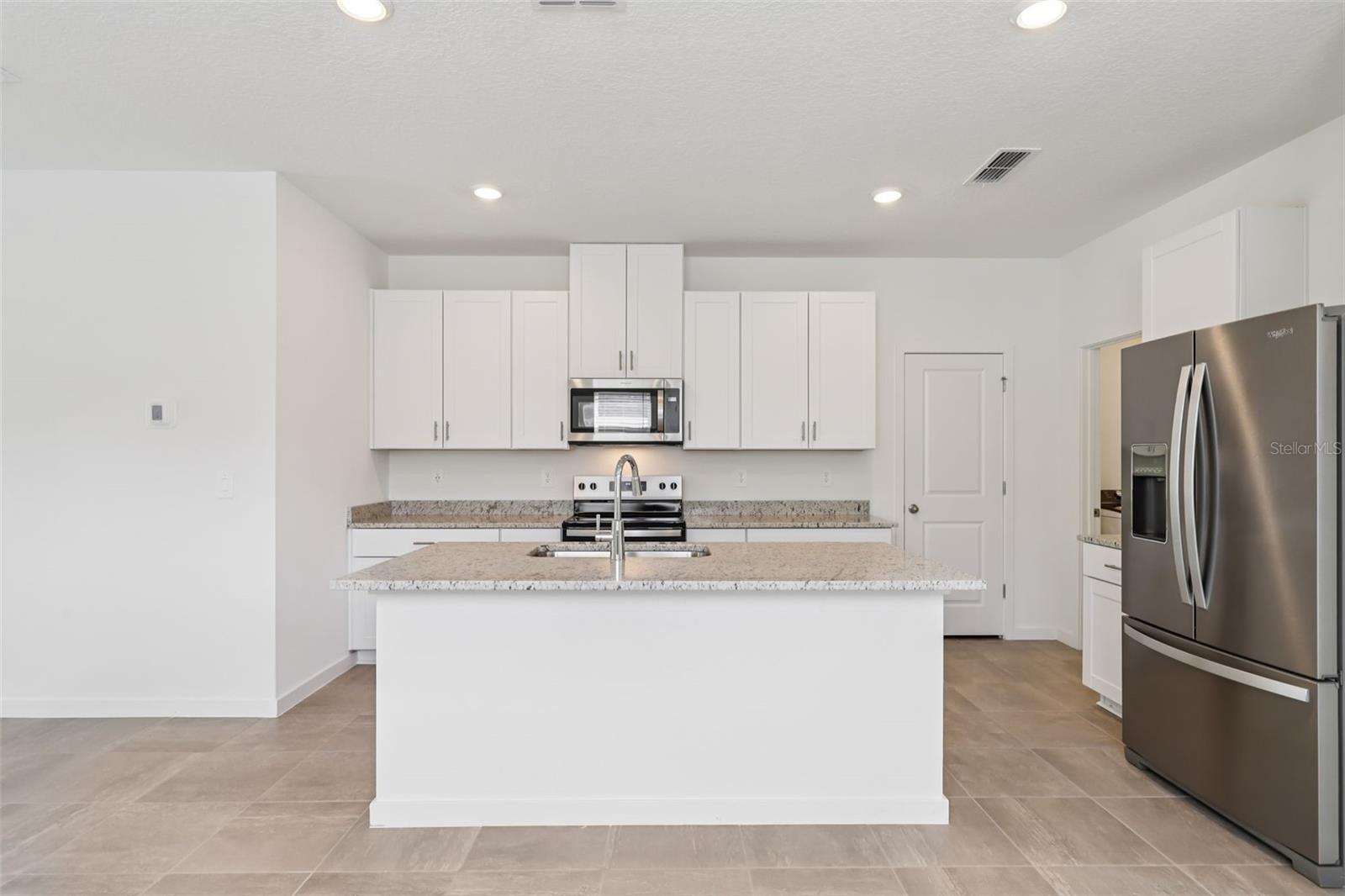 Image 8 of 45 For 38 Derbyshire Drive