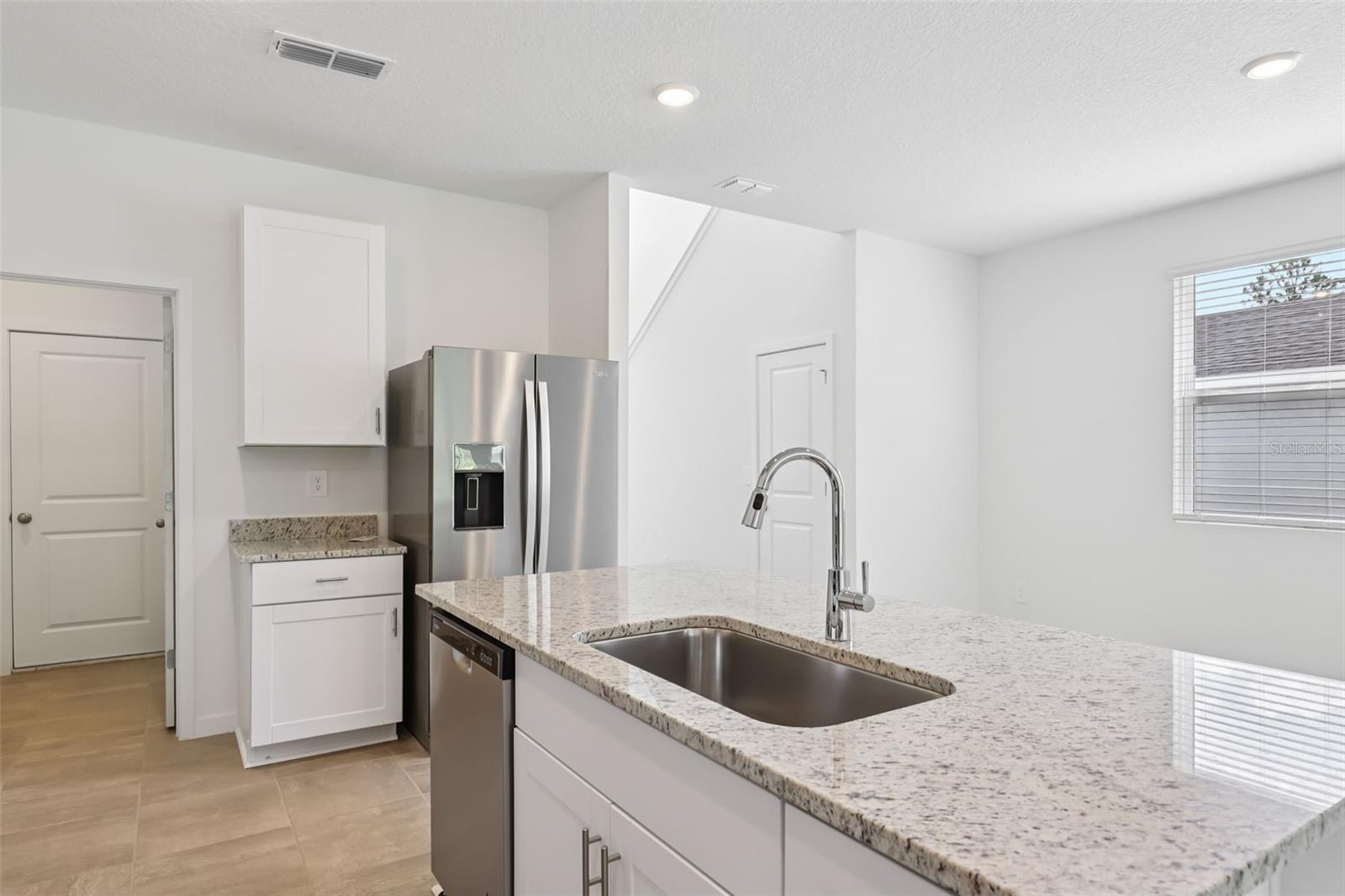 Image 9 of 45 For 38 Derbyshire Drive