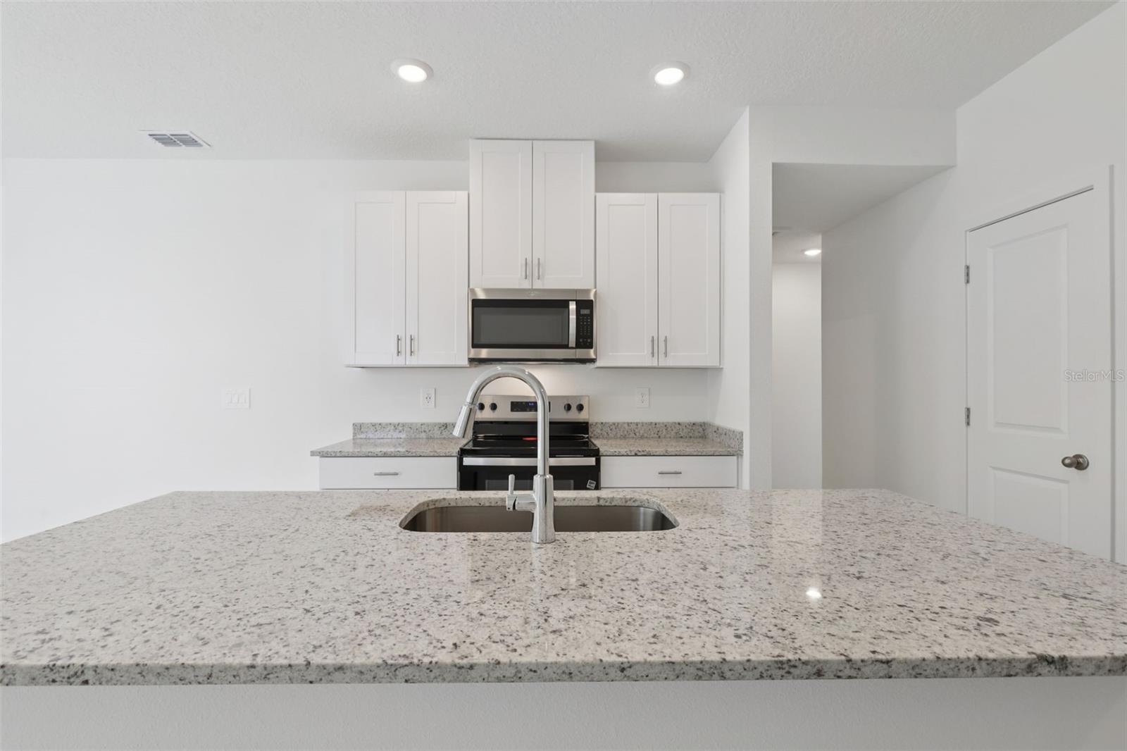 Image 9 of 28 For 23 Dilly Court