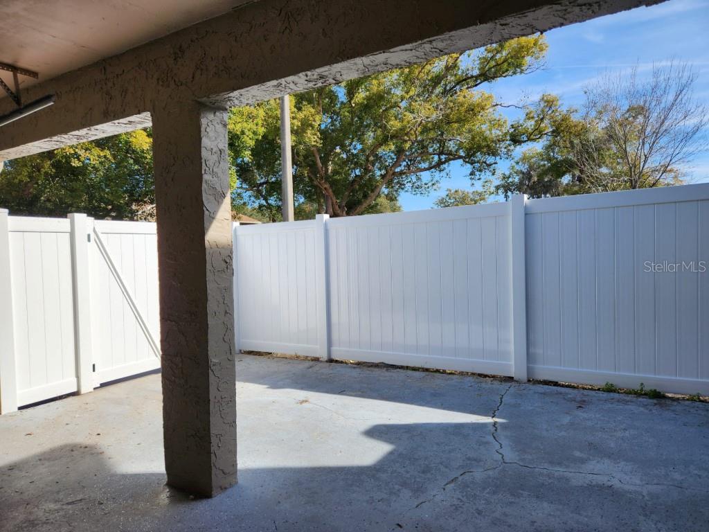 Image 18 of 28 For 824 Town Circle 101