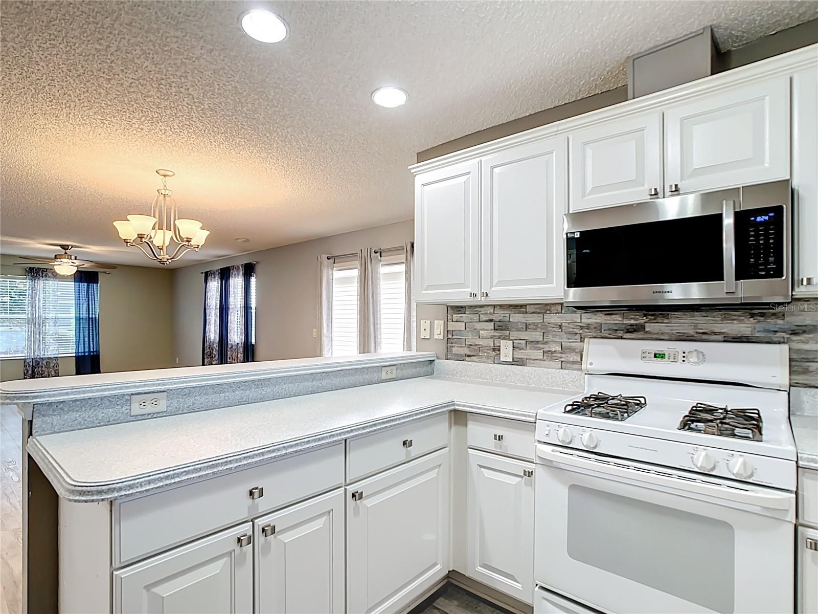 Image 7 of 33 For 9376 175th Pompion Street