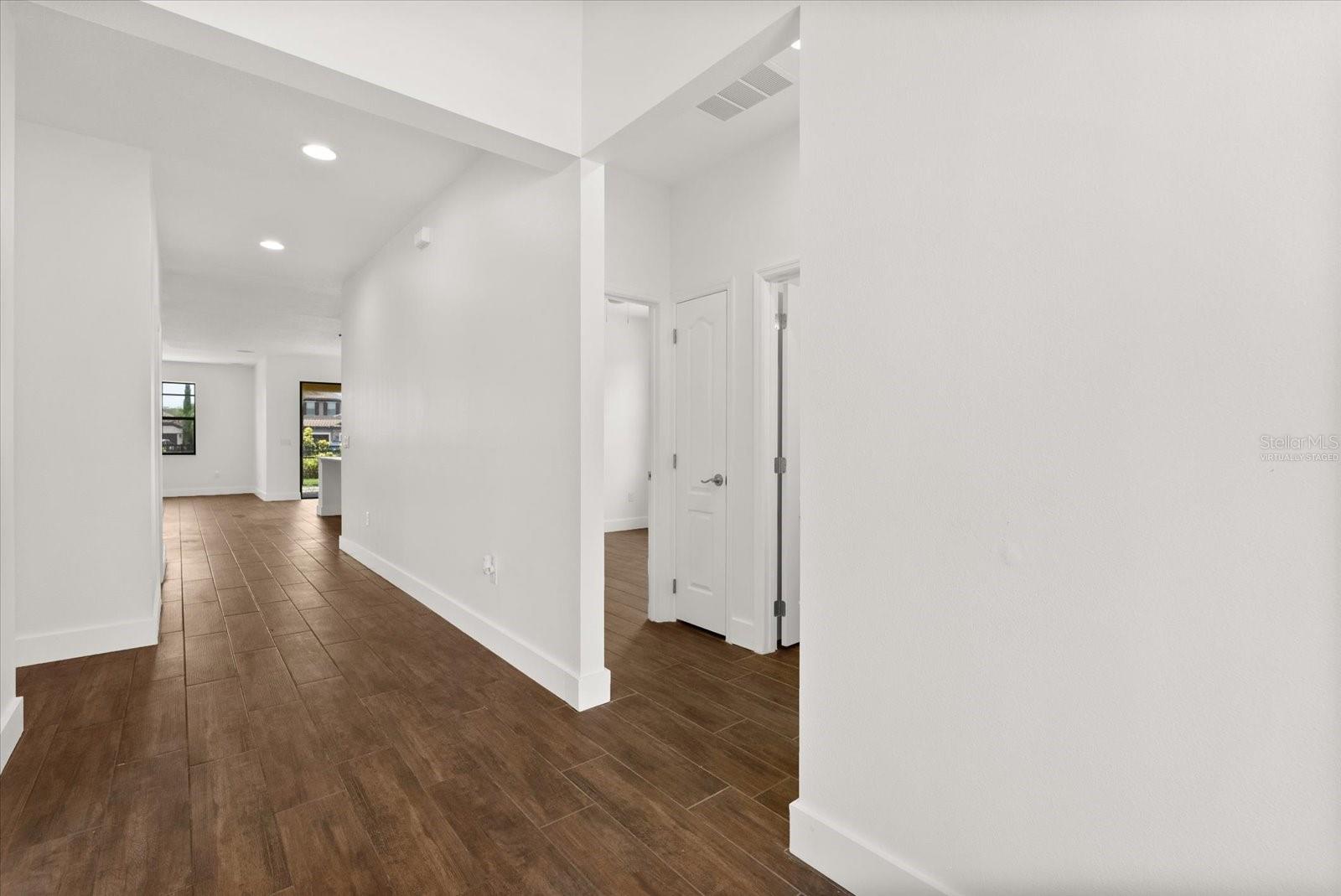 Image 34 of 40 For 212 Lugano Way