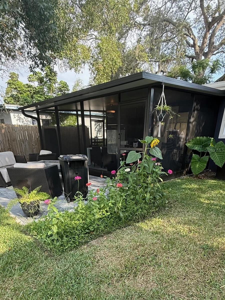 Image 10 of 13 For 740 Naples Drive