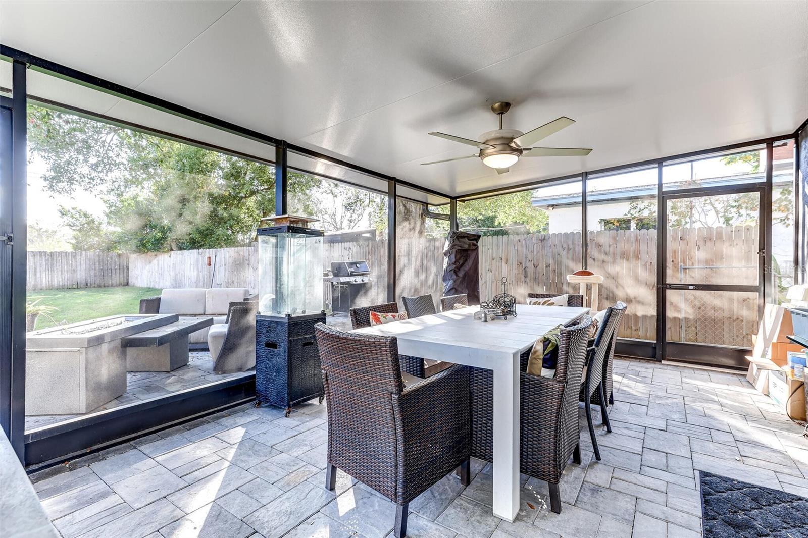 Image 17 of 22 For 740 Naples Drive