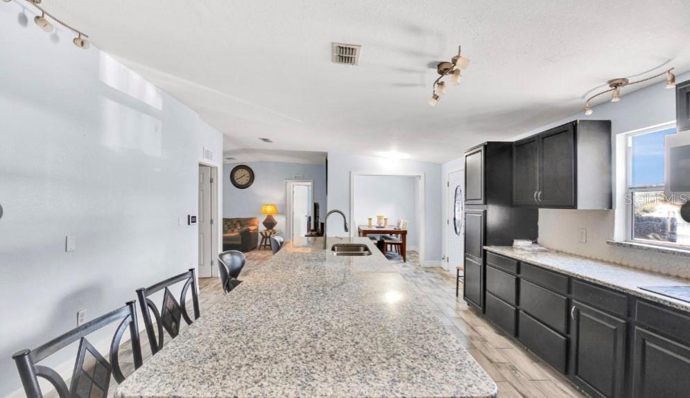 Image 4 of 30 For 4051 Crofford Avenue