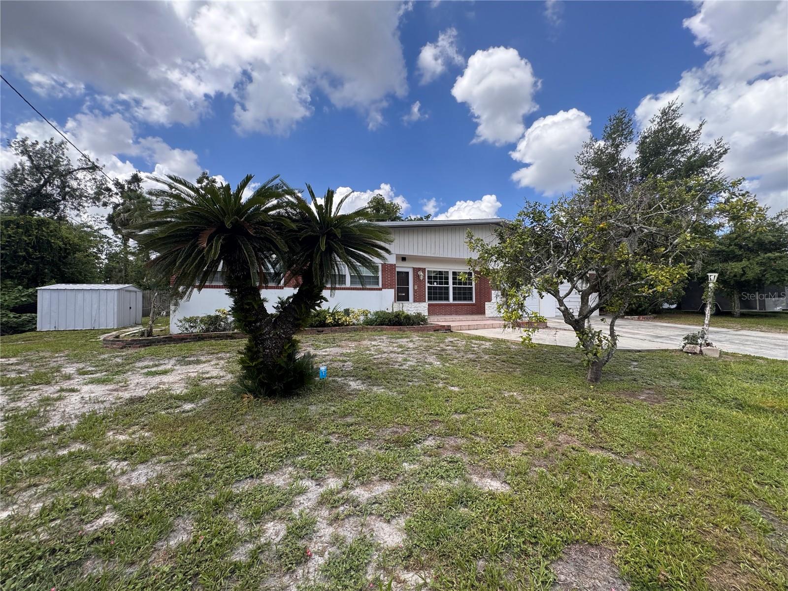 Image 4 of 70 For 5627 Oakland Drive