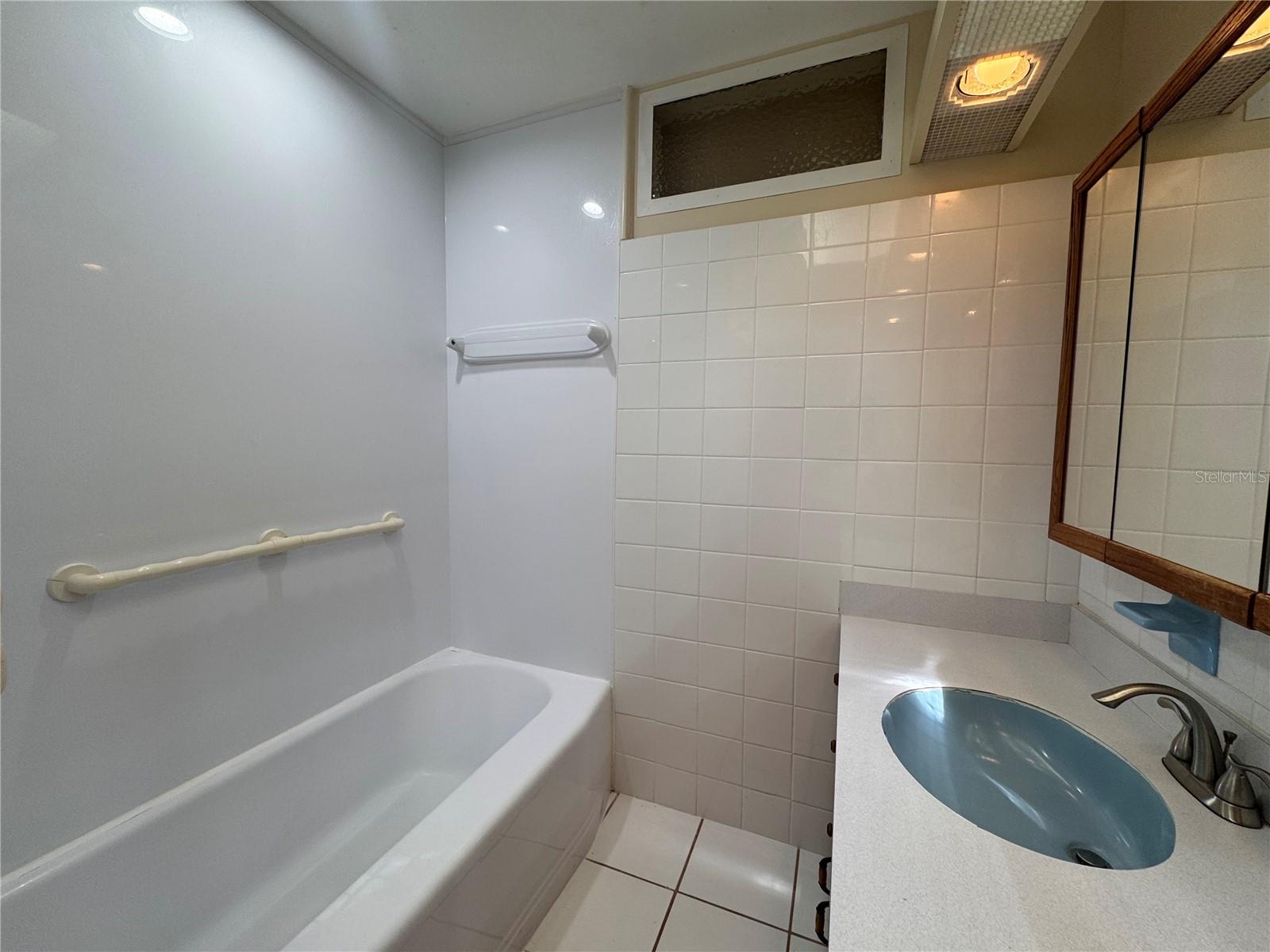 Image 45 of 70 For 5627 Oakland Drive
