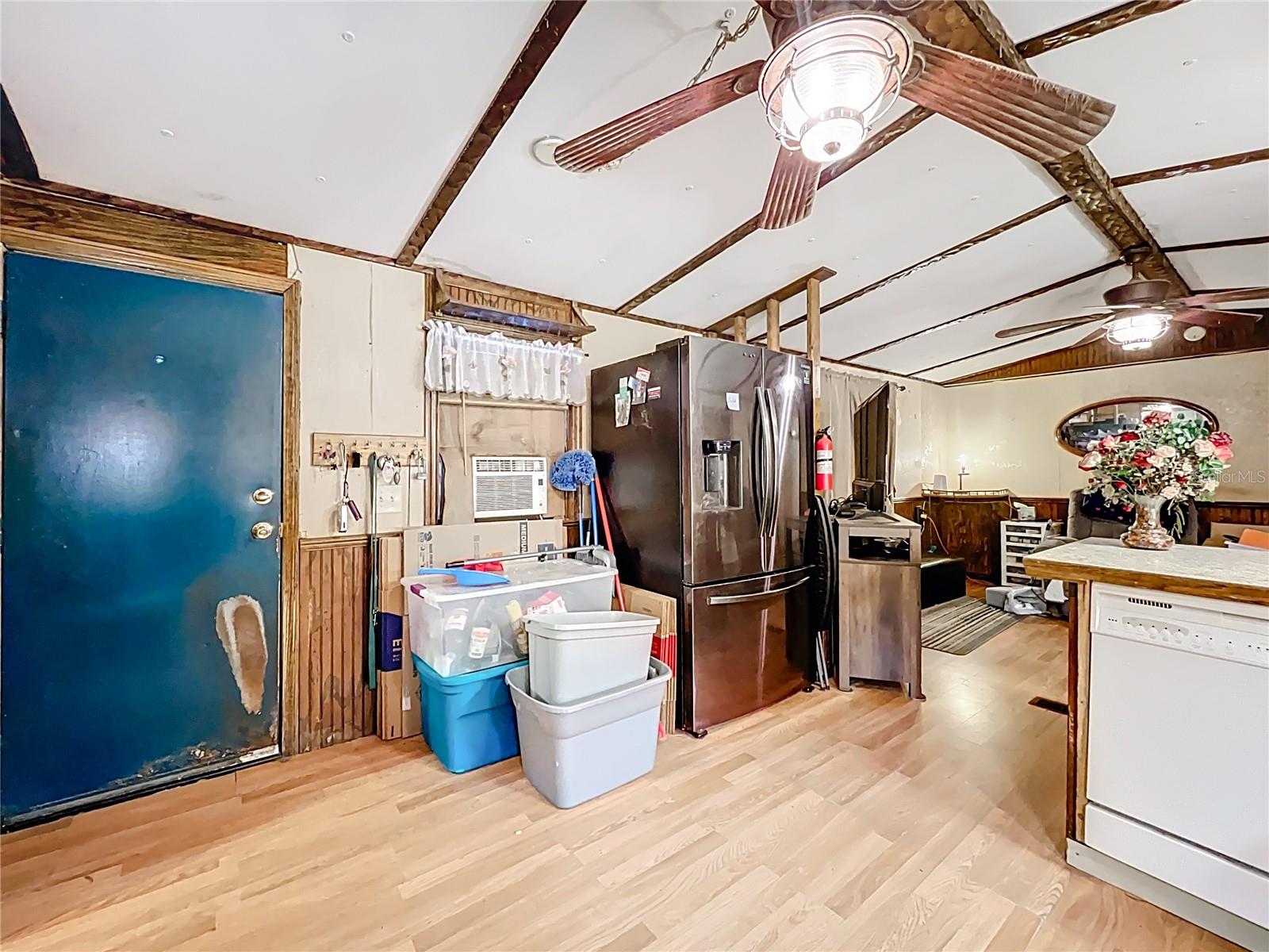 Image 10 of 36 For 45819 Illinois Road