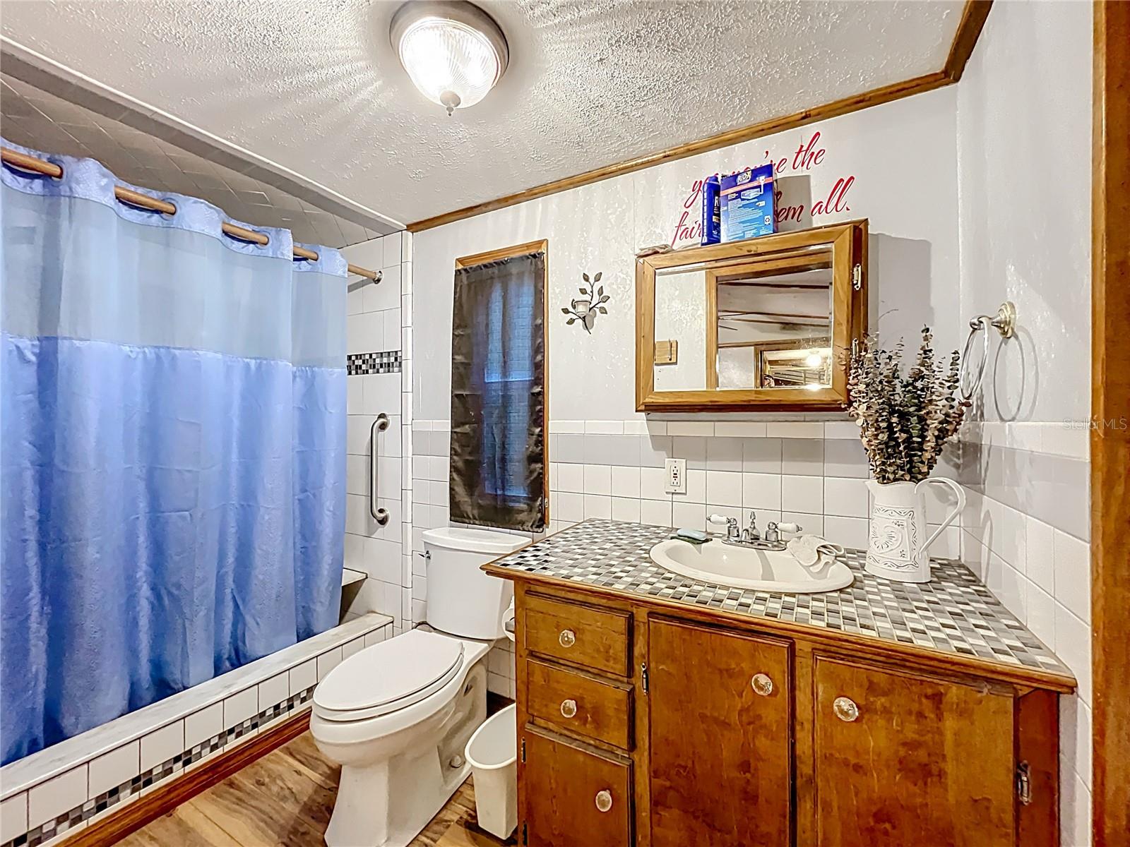 Image 18 of 36 For 45819 Illinois Road