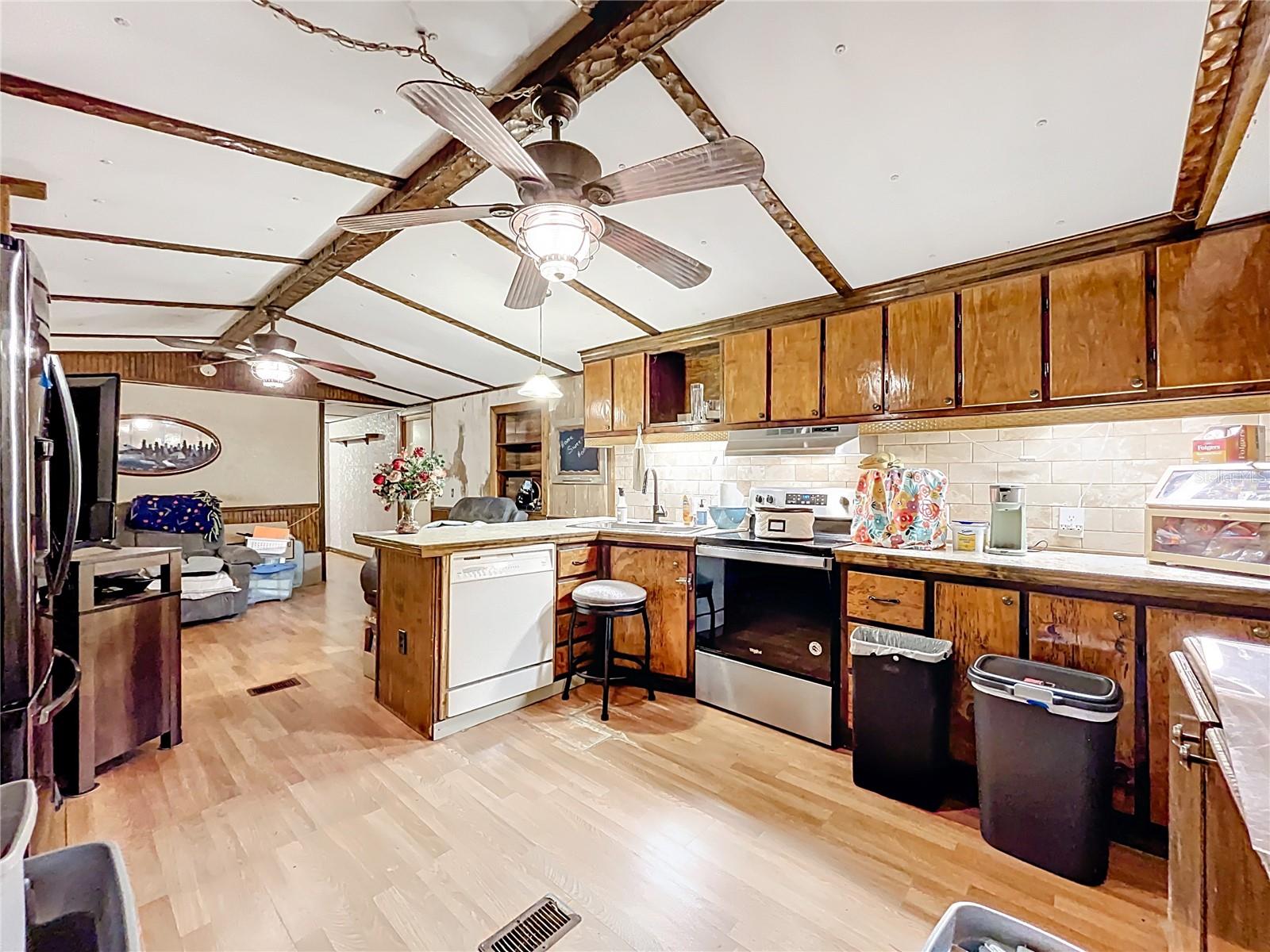 Image 8 of 36 For 45819 Illinois Road