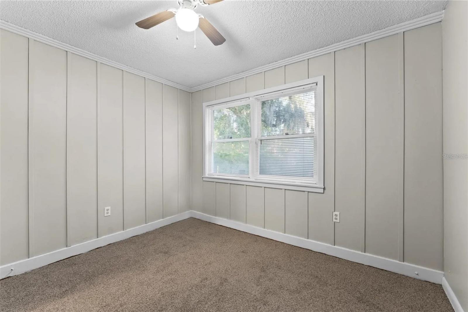 Image 7 of 11 For 4418 Highland Lane