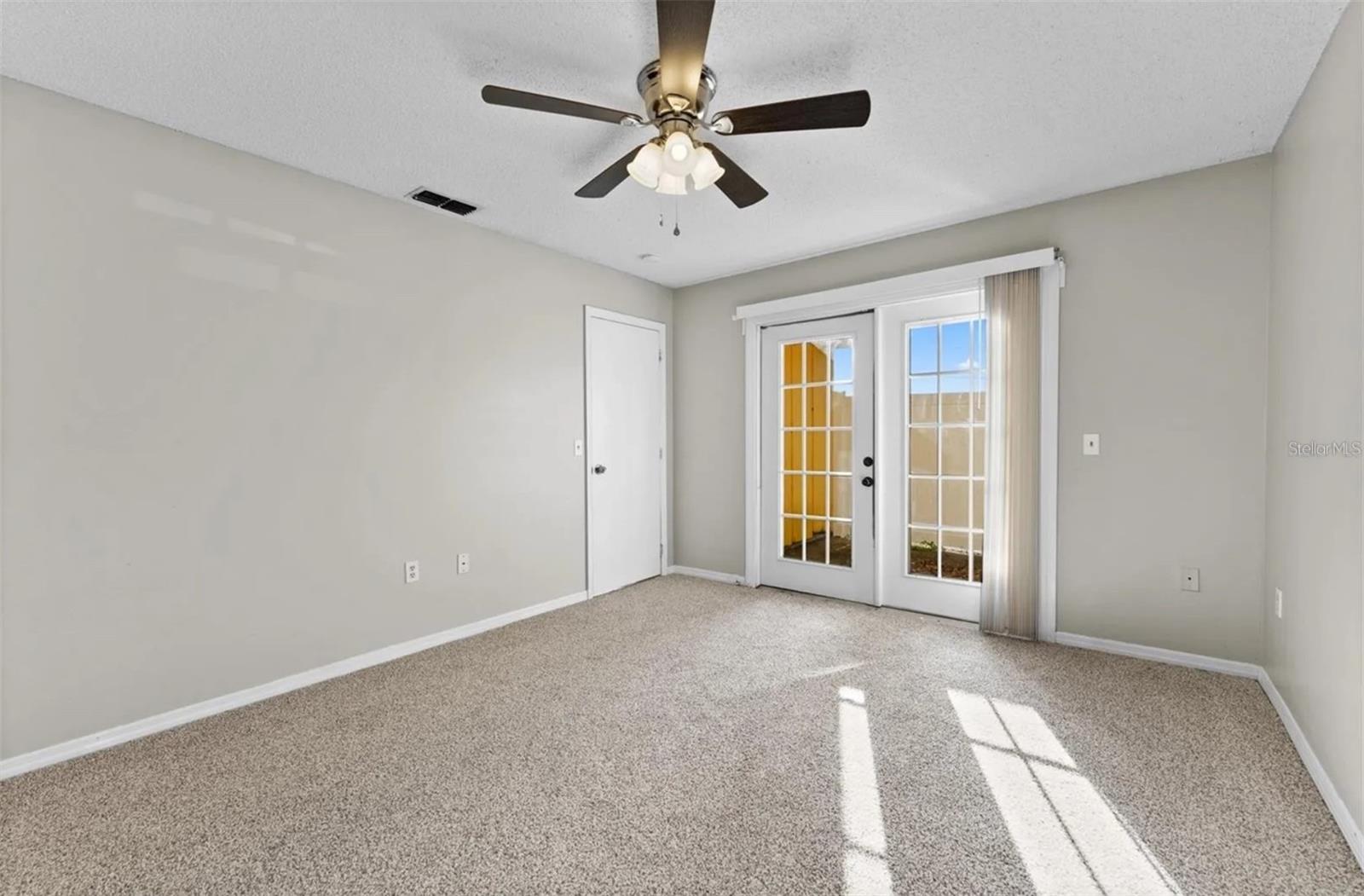 Image 8 of 13 For 4416 Highland Lane