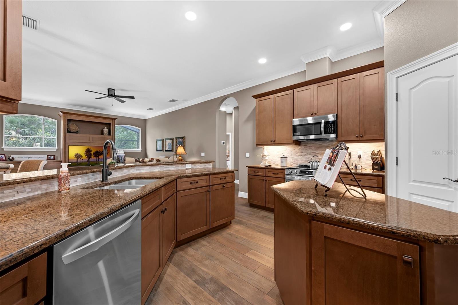 Image 22 of 59 For 1462 Palm Bay Court
