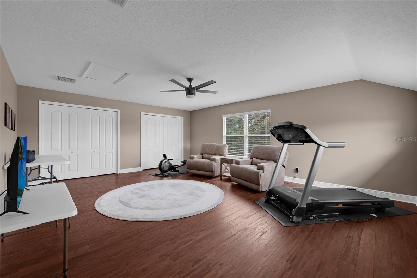 Image 35 of 59 For 1462 Palm Bay Court