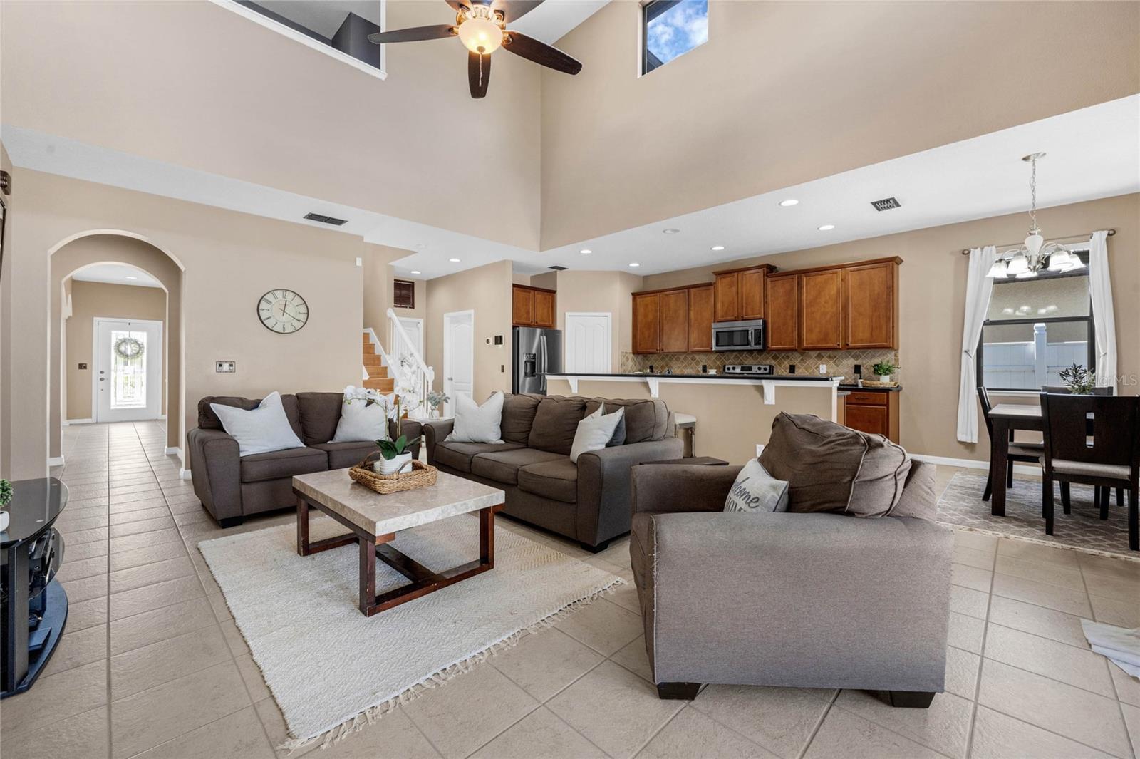 Image 5 of 46 For 2717 Eagle Cliff Drive