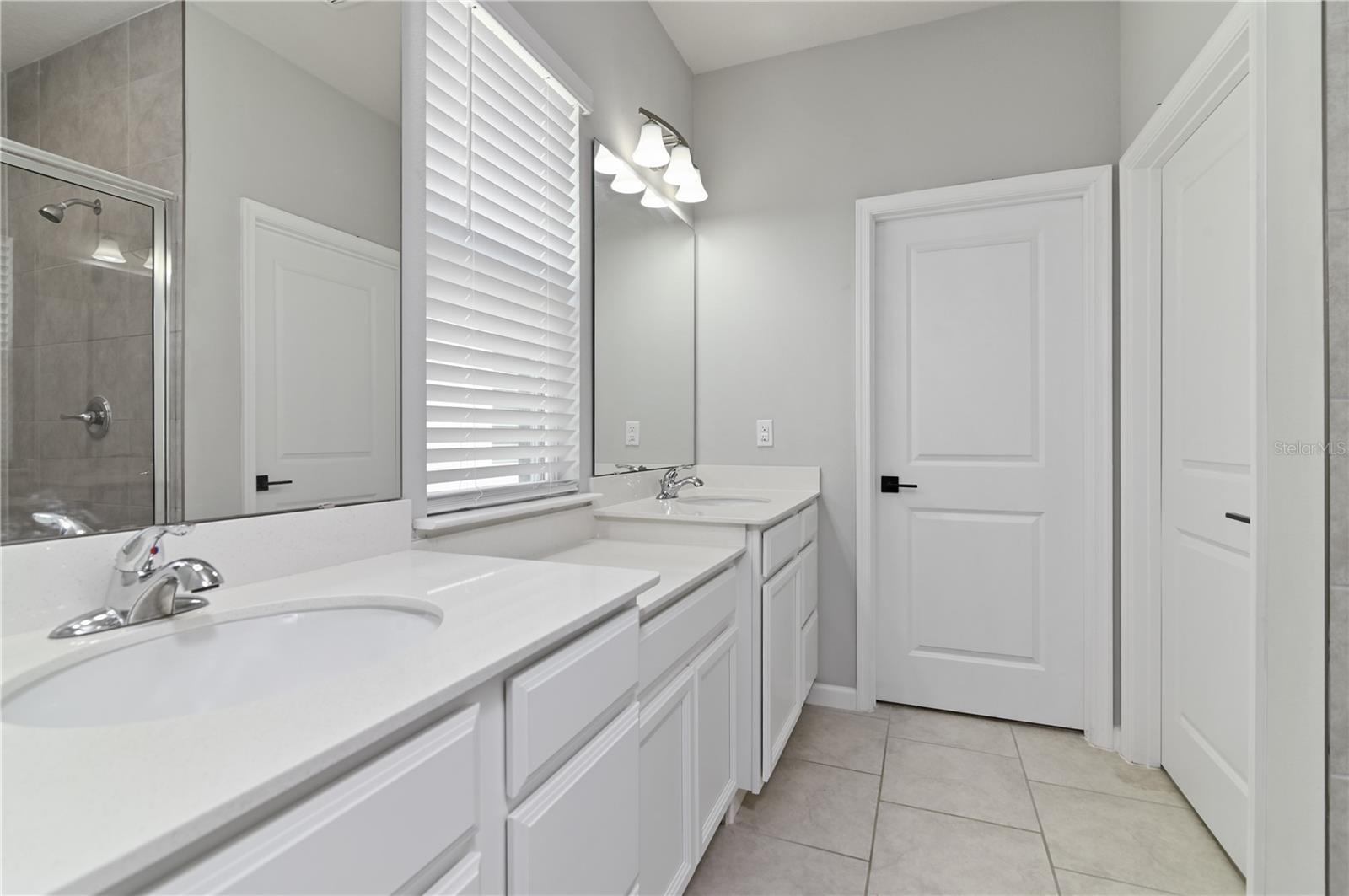 Image 42 of 90 For 410 Winter Bliss Ln