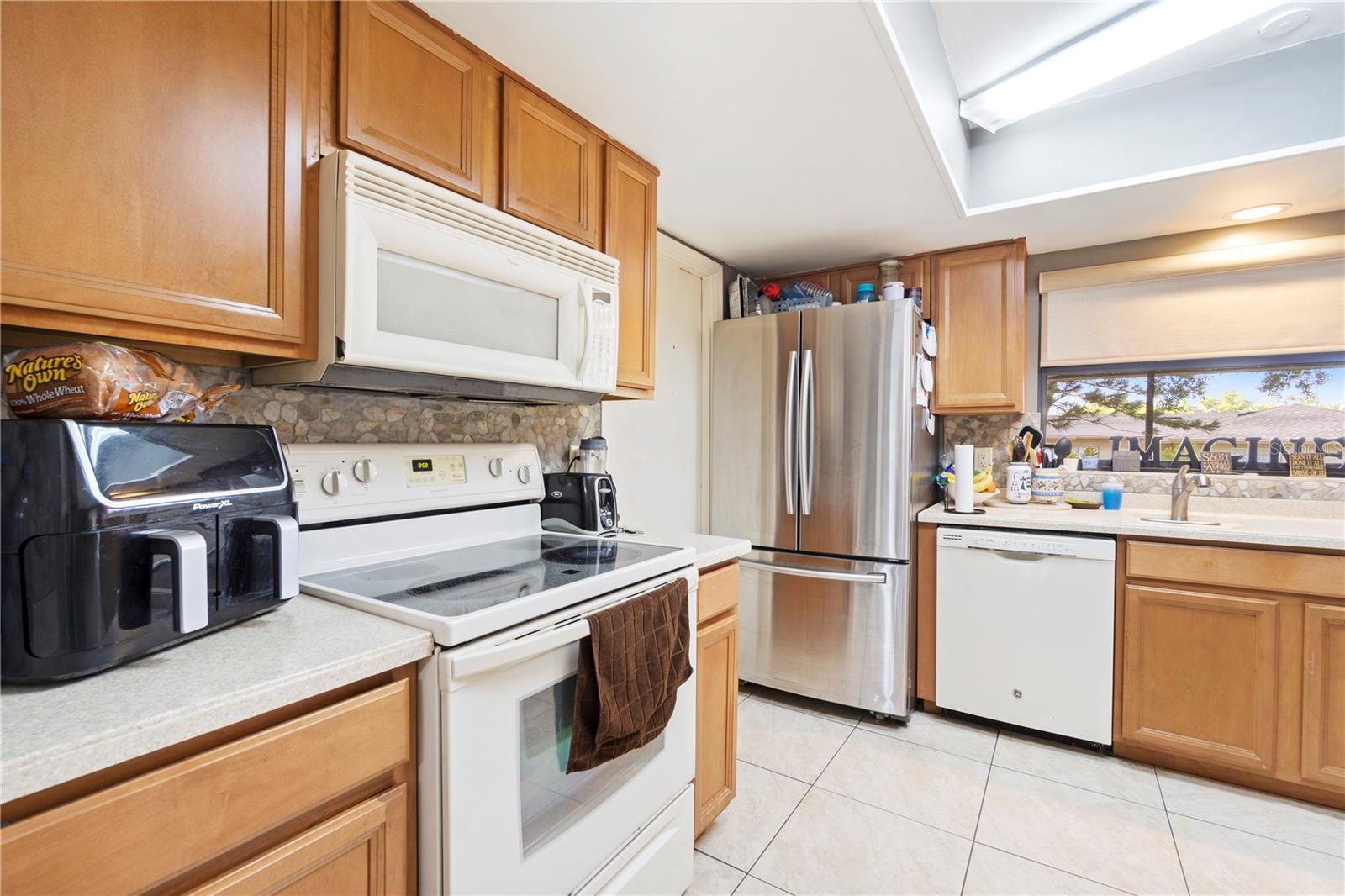 Image 12 of 35 For 7022 Talbot Drive