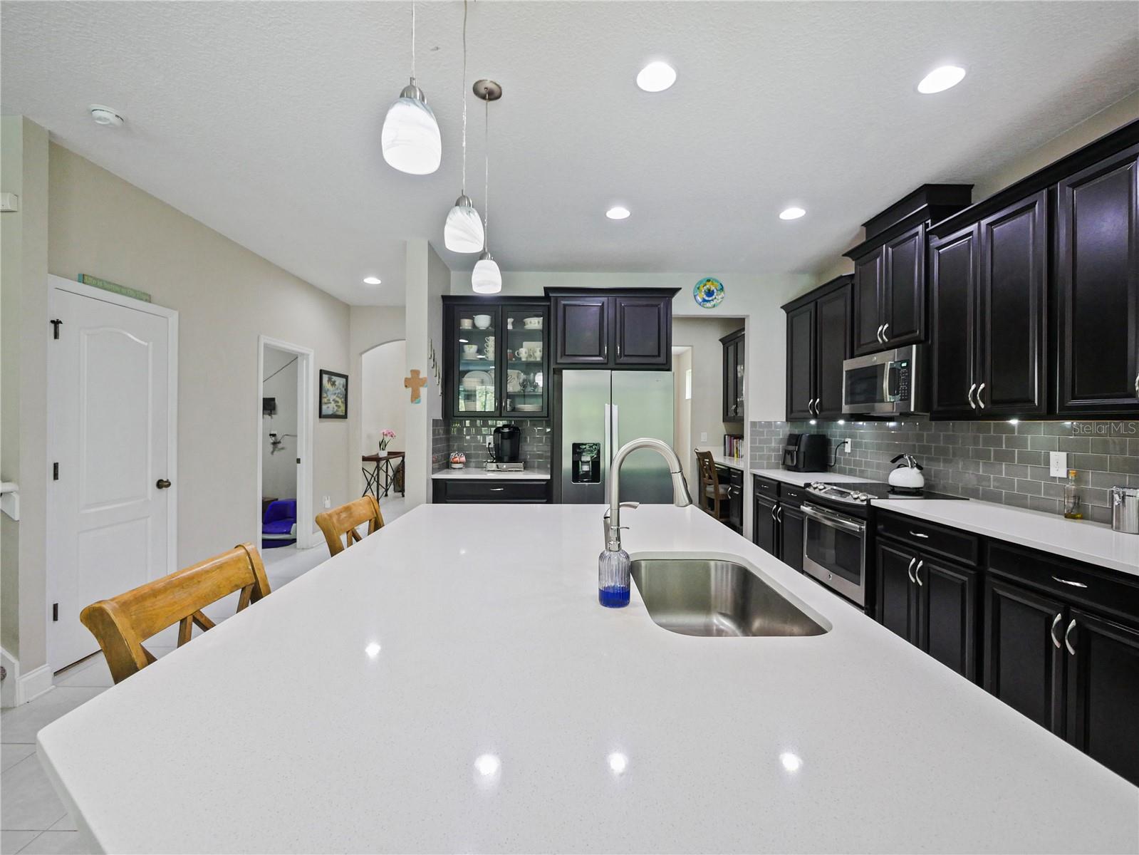 Image 15 of 49 For 2621 Peony Drive