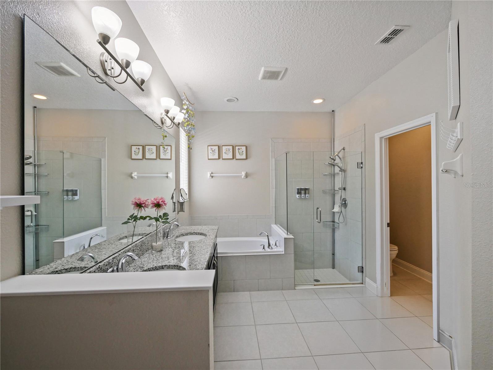 Image 31 of 49 For 2621 Peony Drive