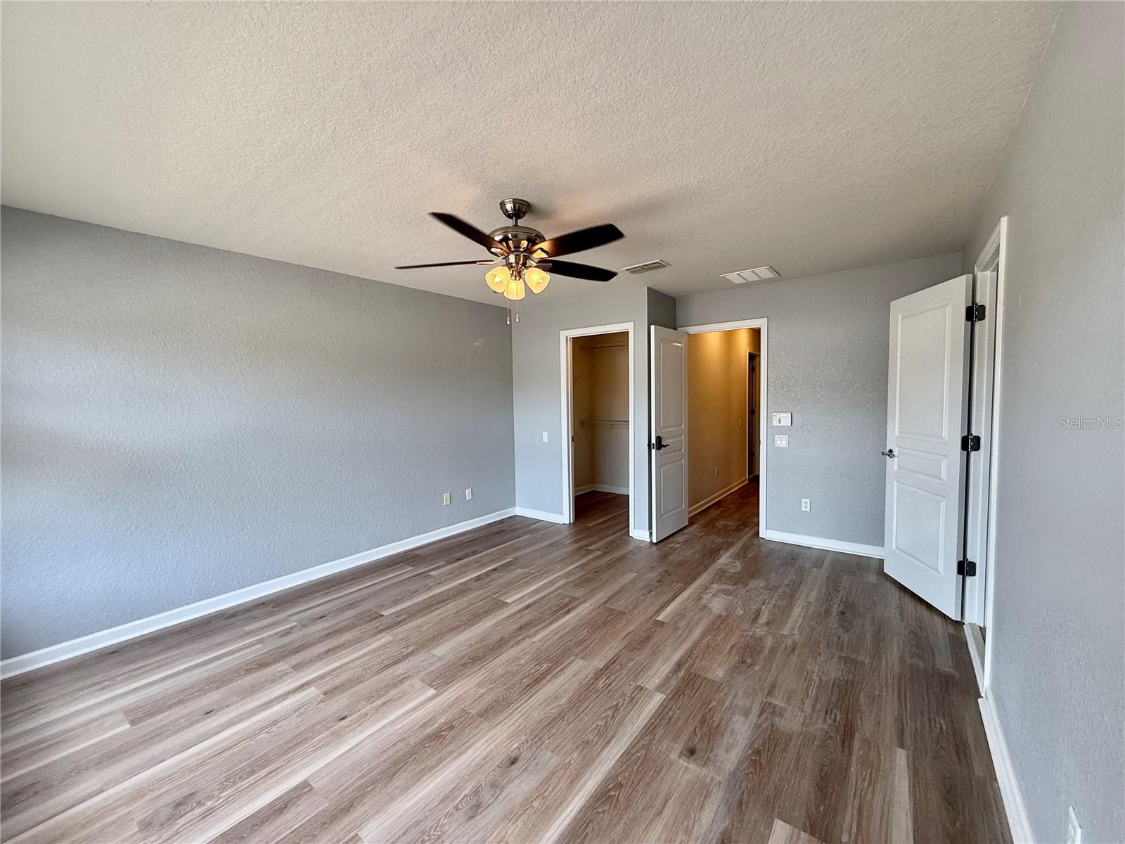 Image 13 of 43 For 7722 Fairgrove Avenue