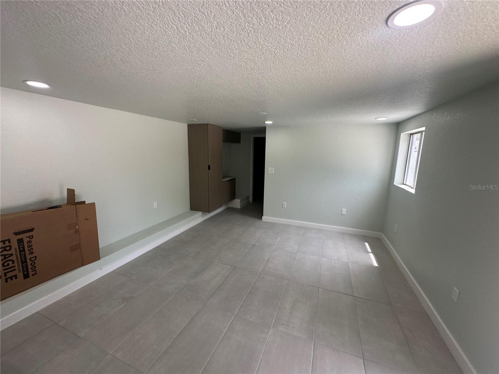 Image 37 of 70 For 610 Cypress Avenue
