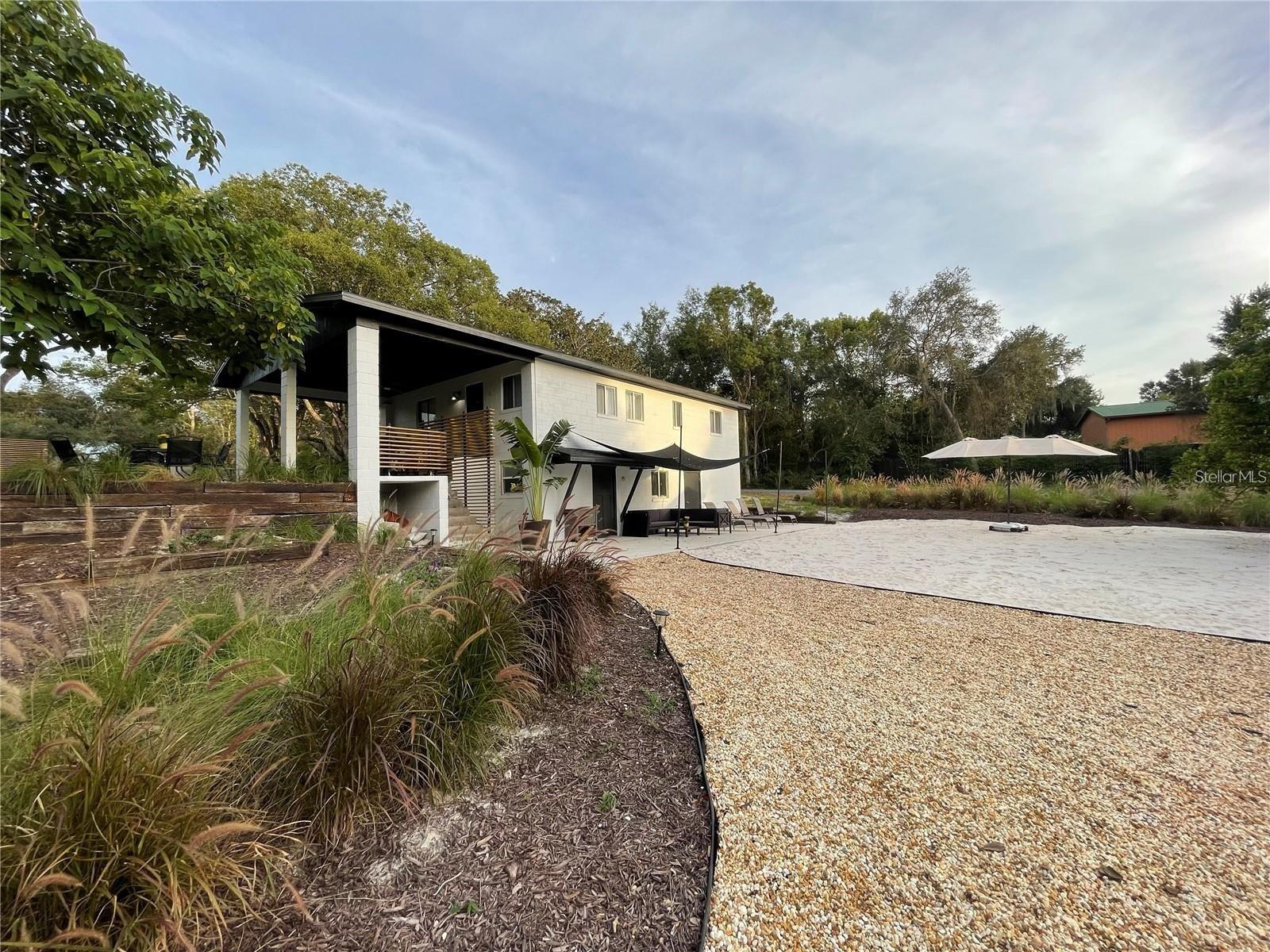 Image 47 of 70 For 610 Cypress Avenue