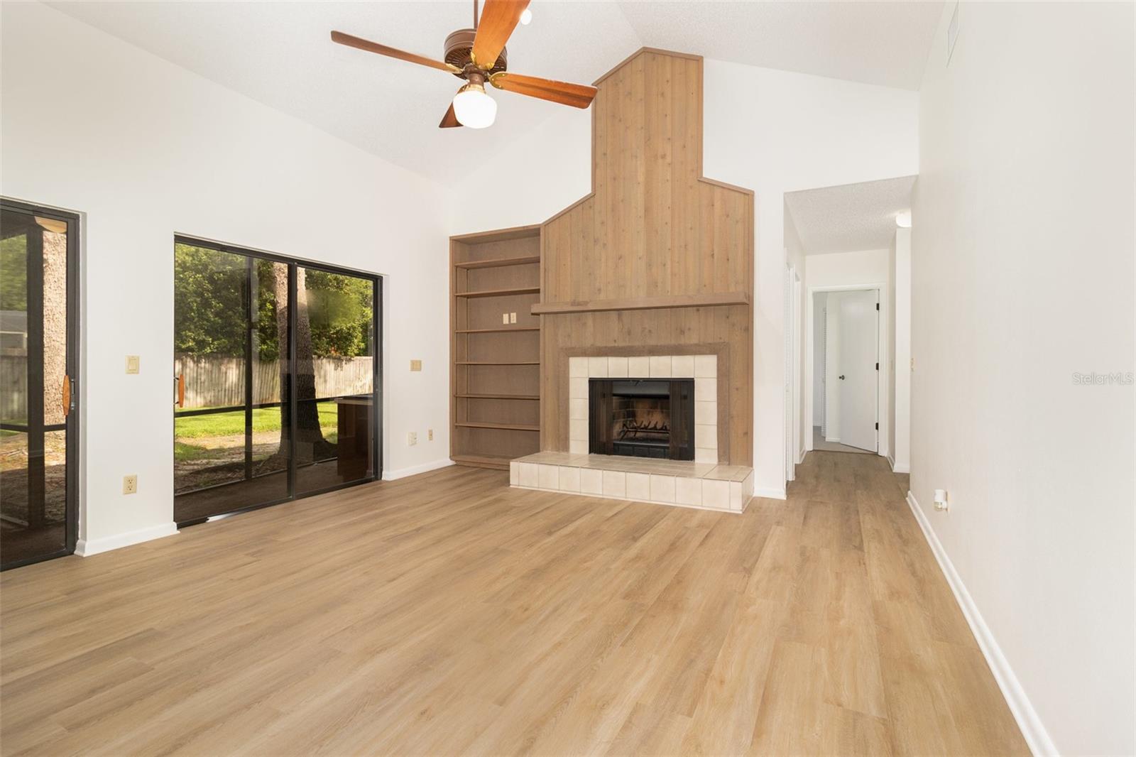 Image 10 of 31 For 1424 Mt Laurel Drive