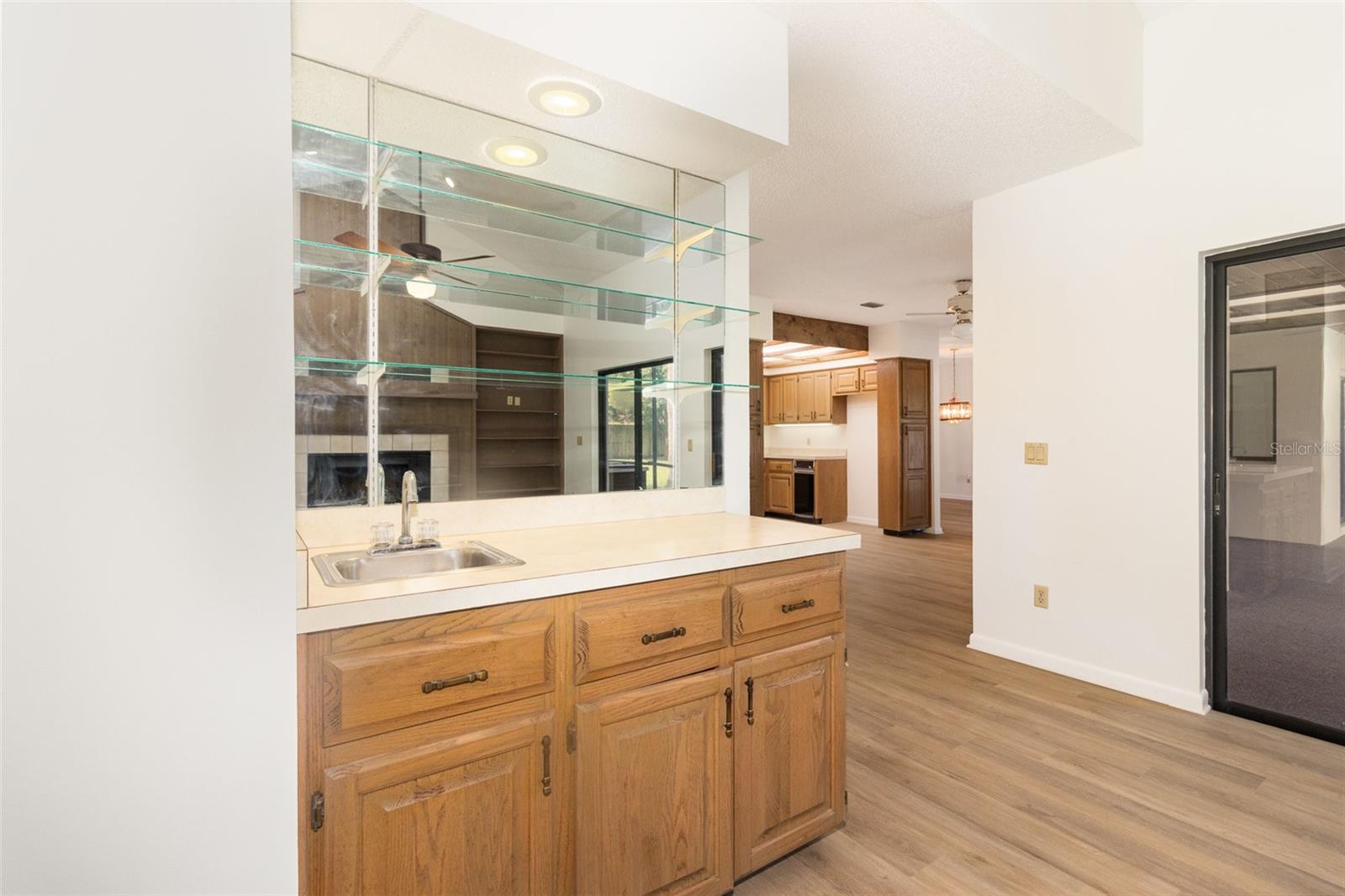 Image 13 of 31 For 1424 Mt Laurel Drive
