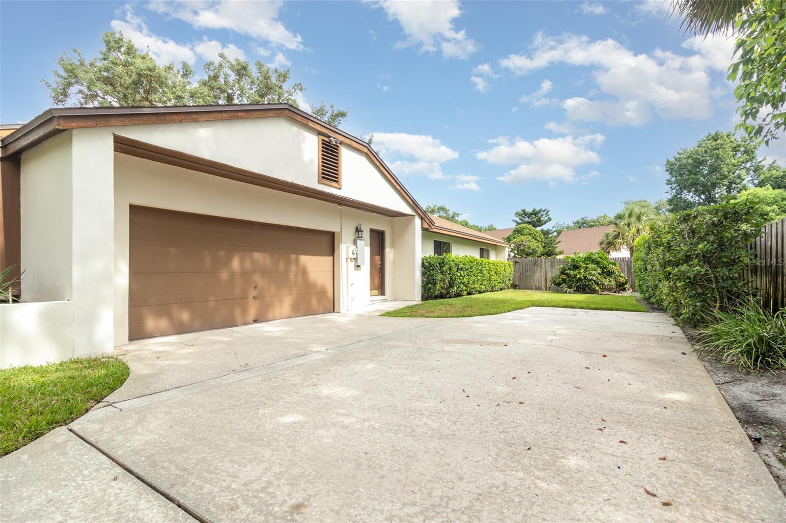 Image 2 of 31 For 1424 Mt Laurel Drive
