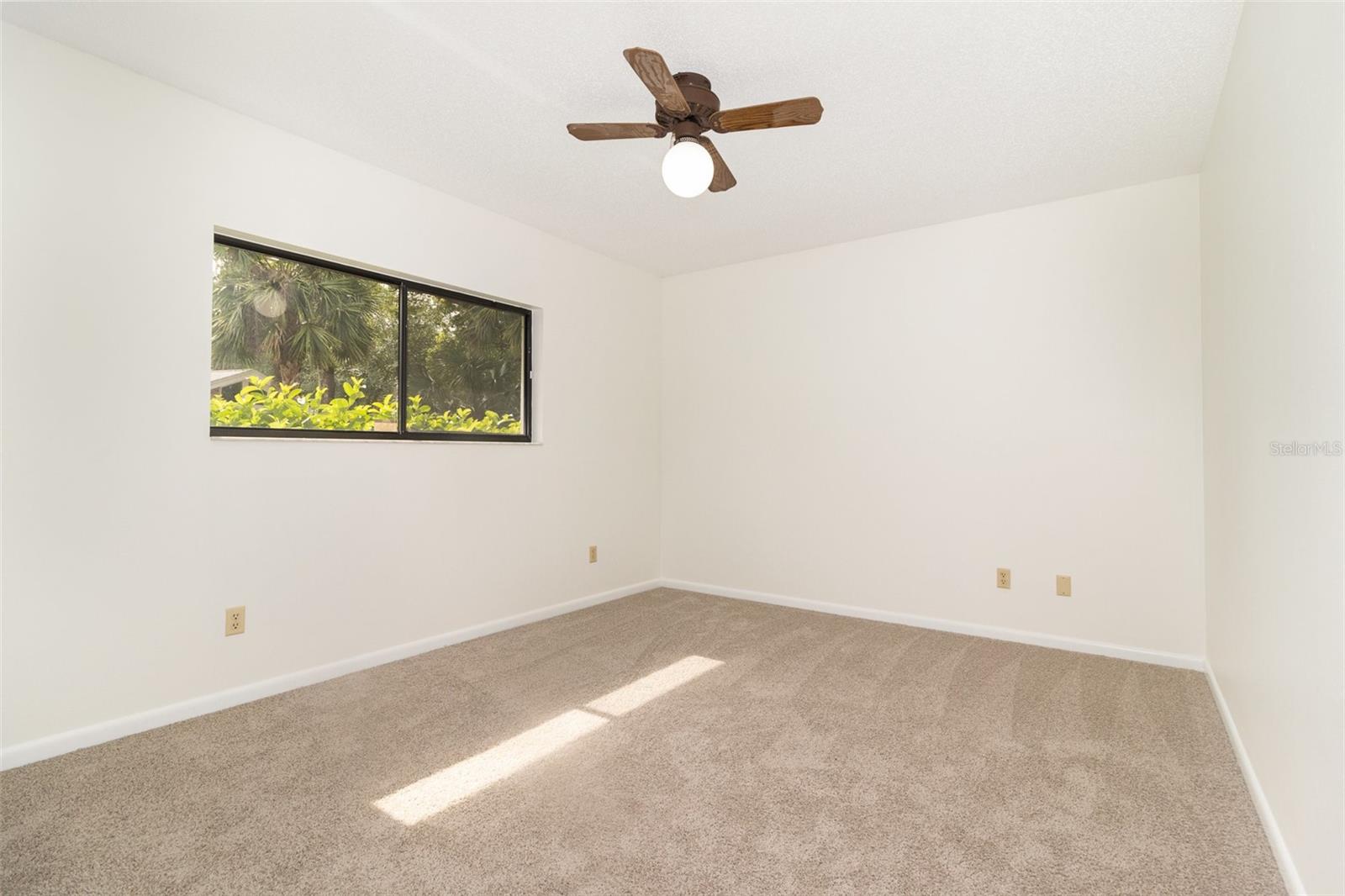 Image 24 of 31 For 1424 Mt Laurel Drive