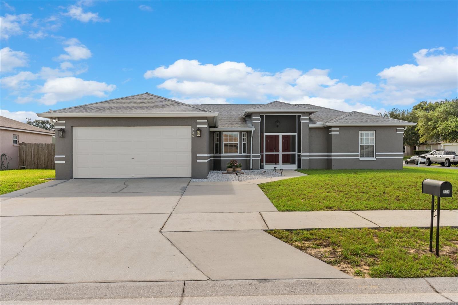 Details for 906 Highland Crest Circle, LAKE WALES, FL 33853