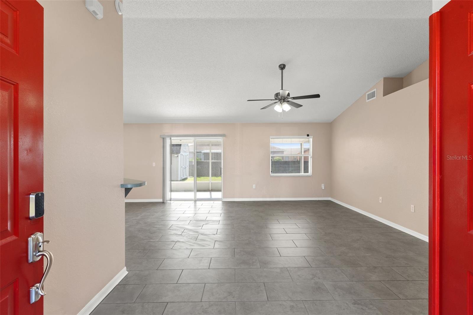 Image 5 of 35 For 906 Highland Crest Circle