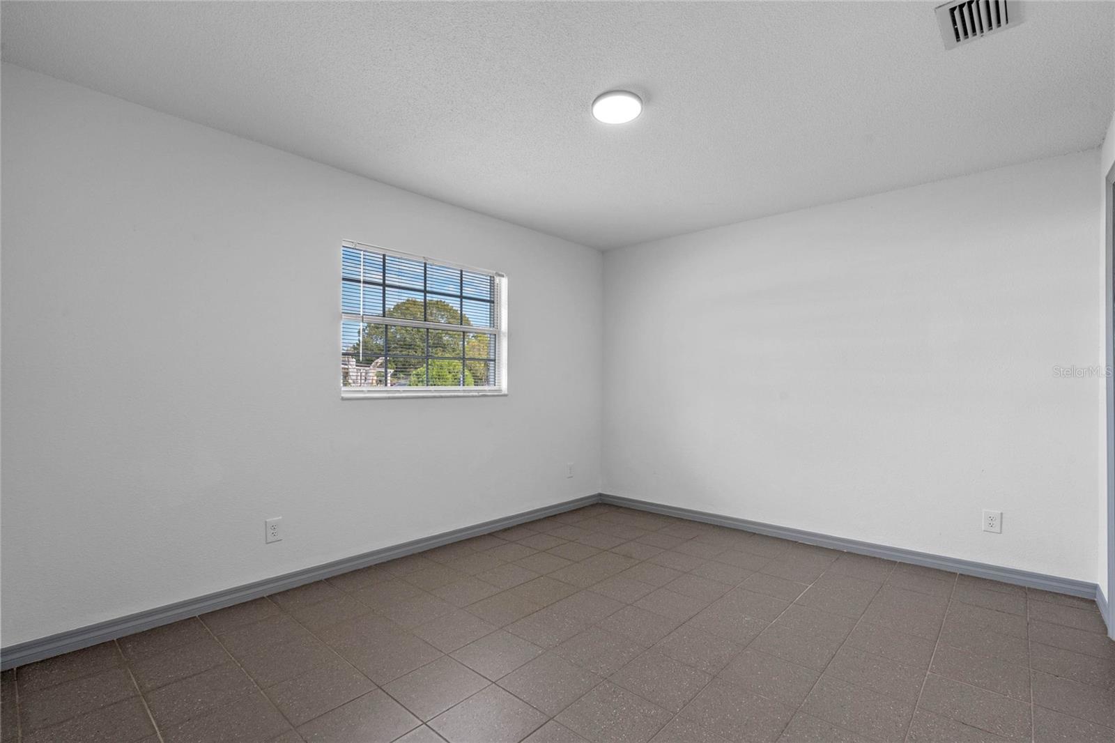Image 11 of 14 For 7132 Leighton Way