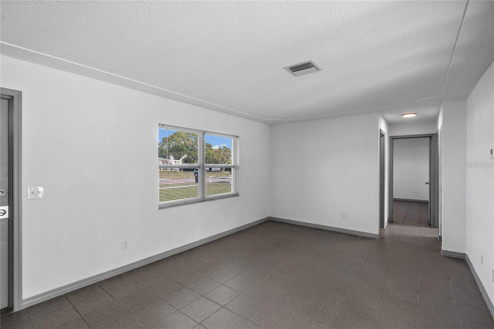 Image 4 of 14 For 7132 Leighton Way