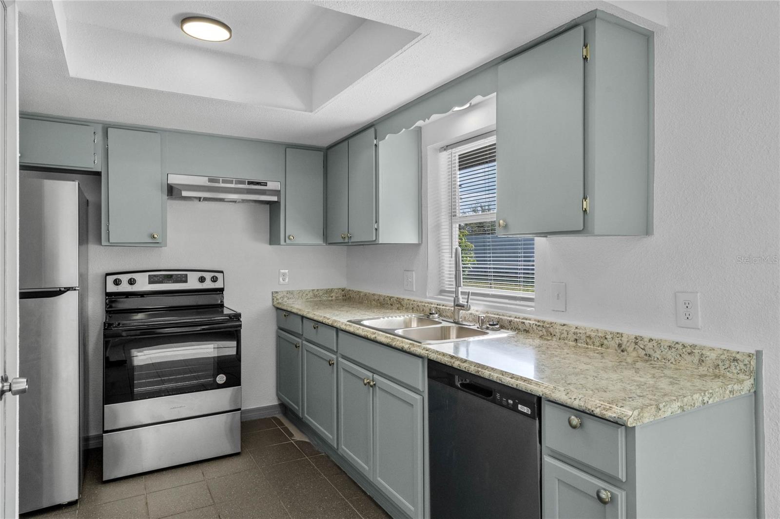 Image 6 of 14 For 7132 Leighton Way
