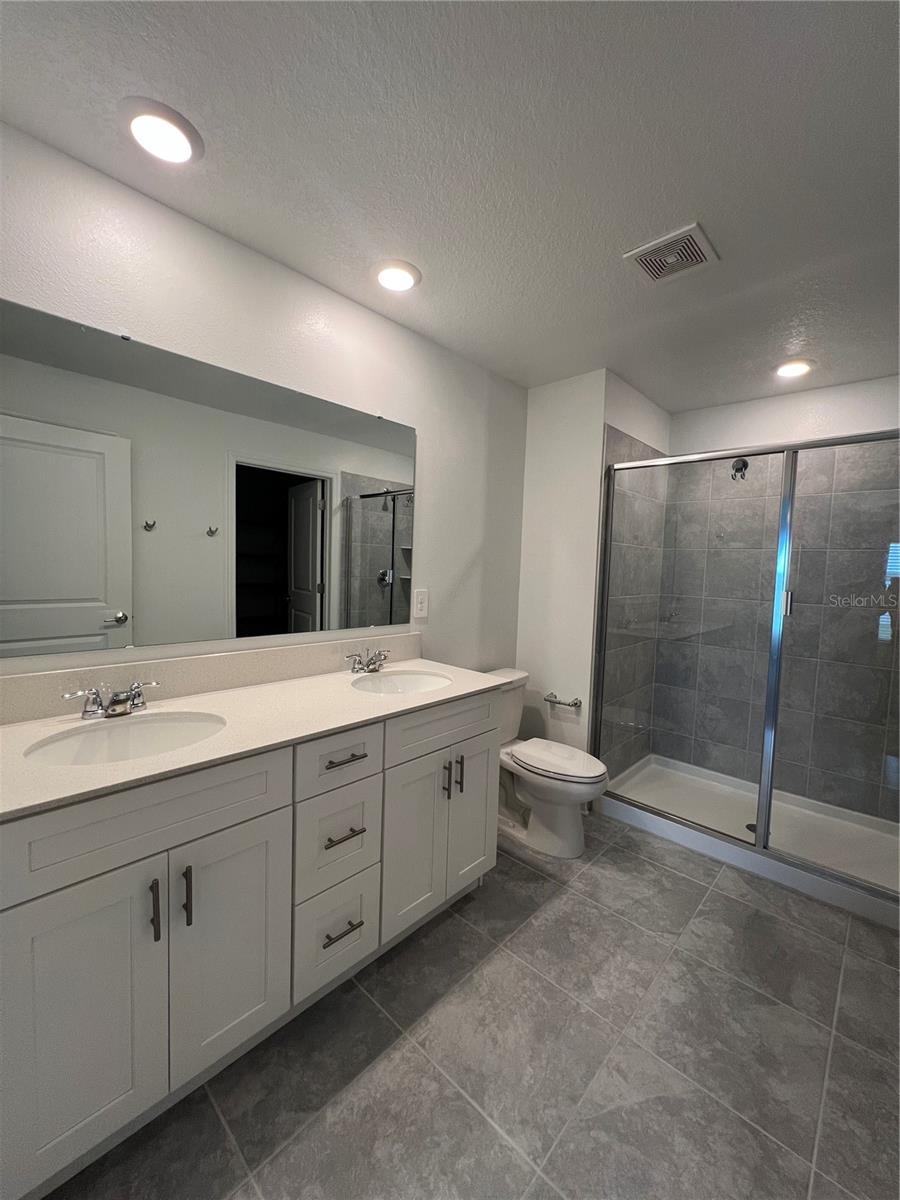 Image 20 of 40 For 688 Silver Palm Drive