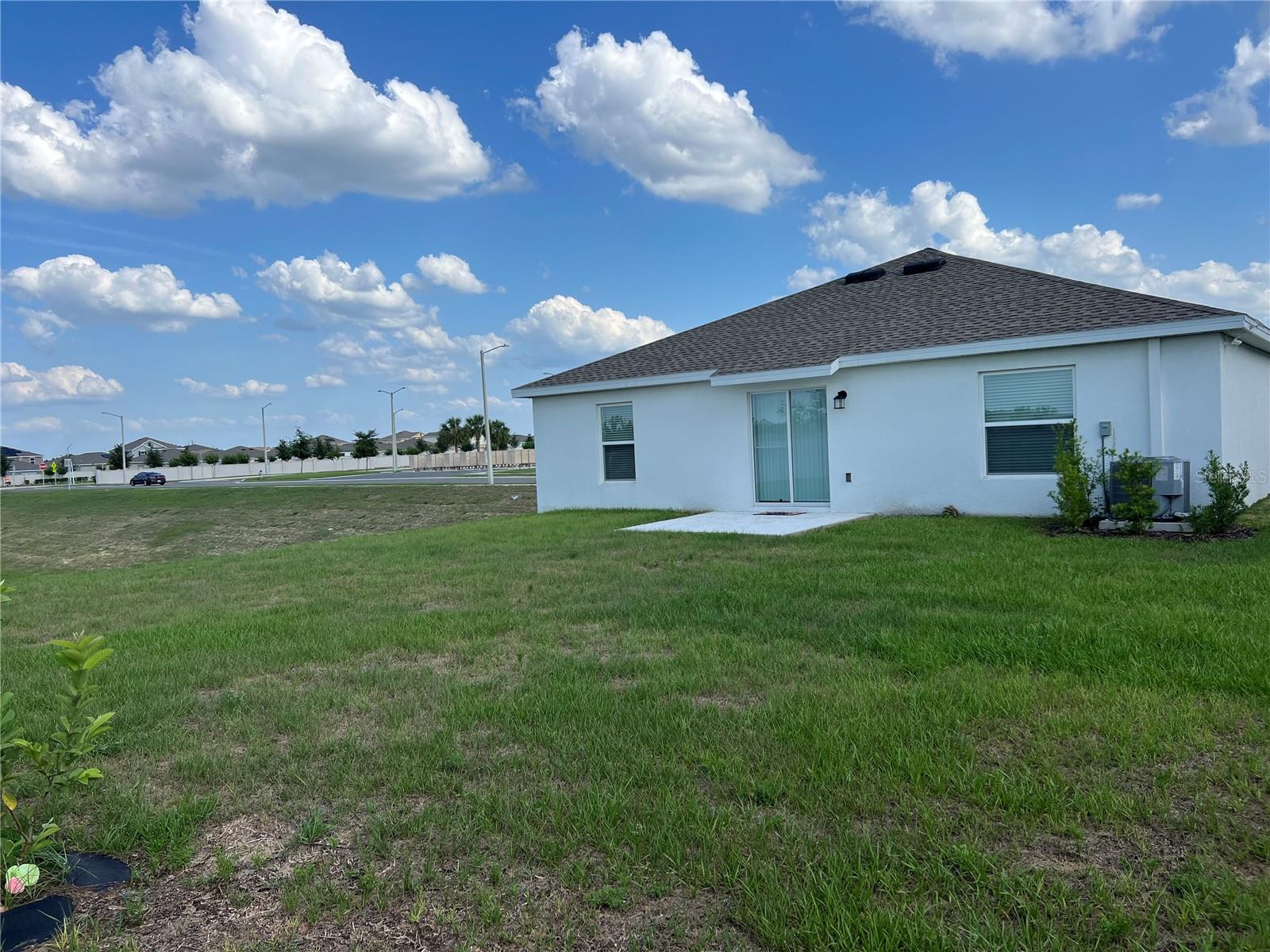 Image 22 of 40 For 688 Silver Palm Drive
