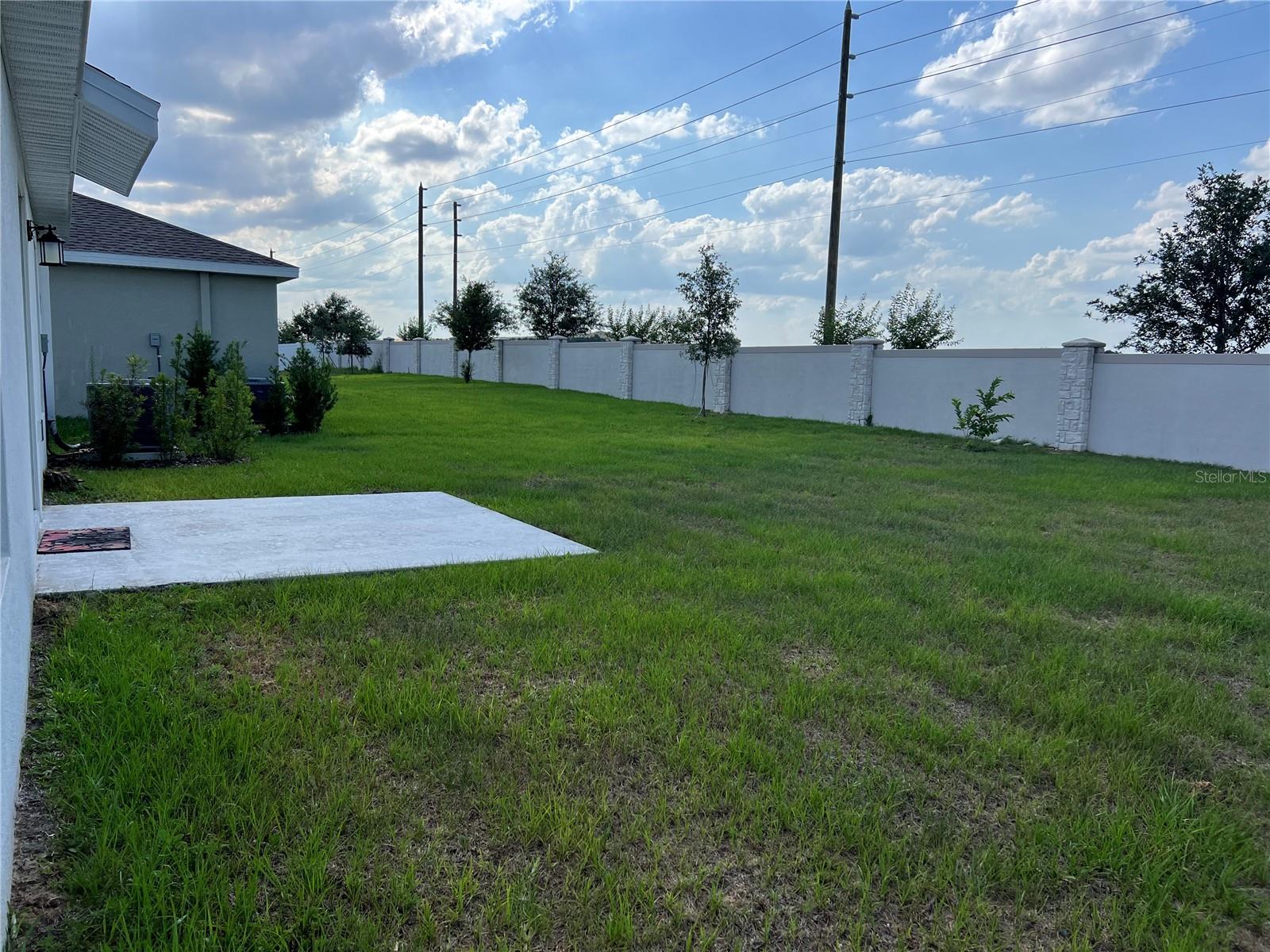 Image 23 of 40 For 688 Silver Palm Drive