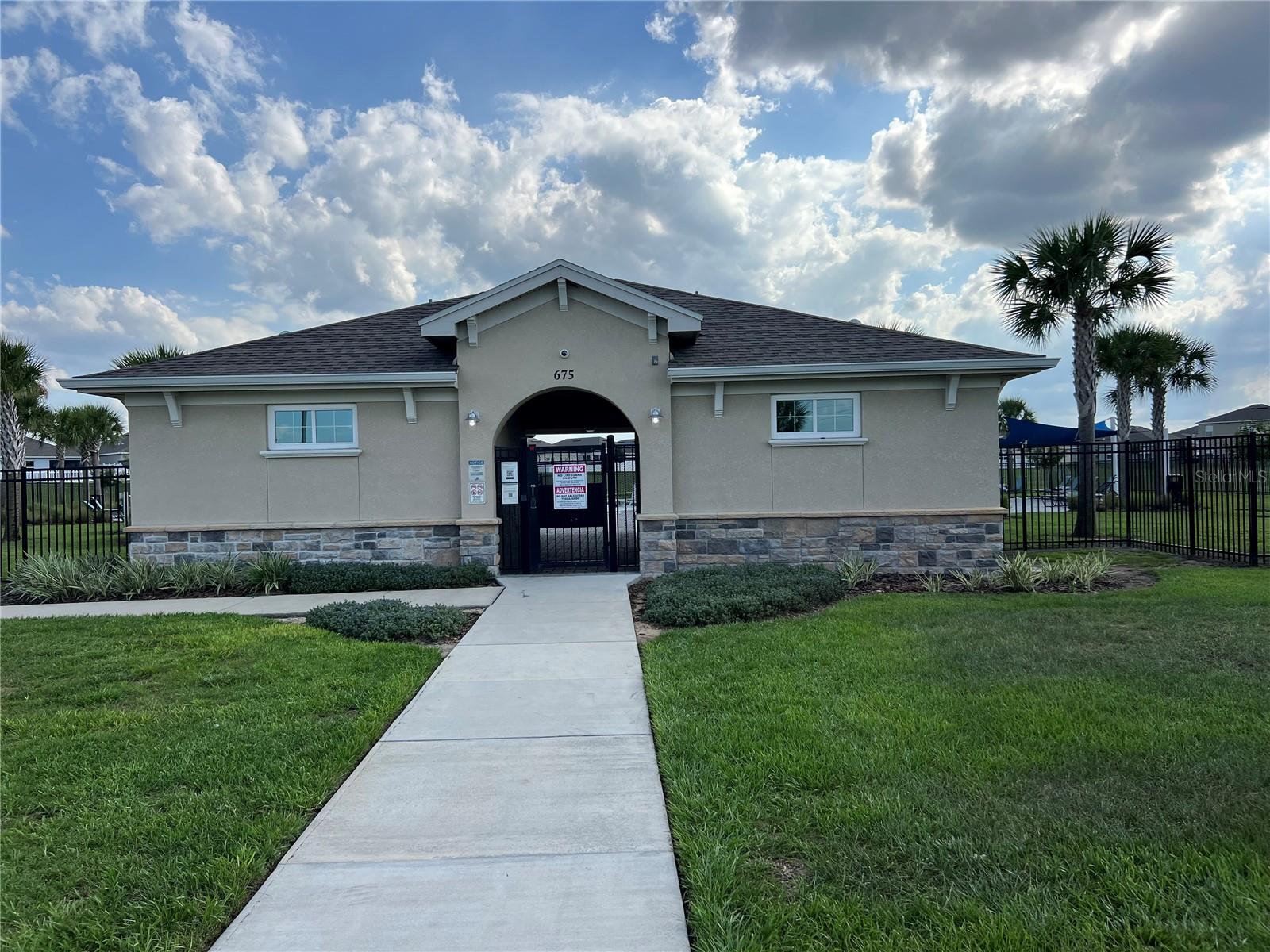 Image 27 of 40 For 688 Silver Palm Drive
