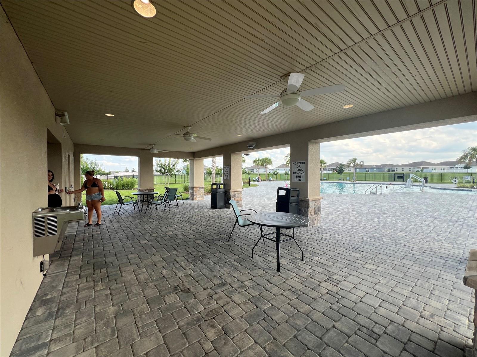 Image 28 of 40 For 688 Silver Palm Drive