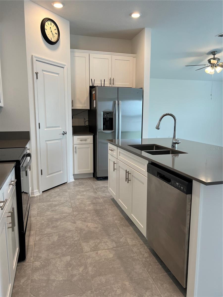 Image 4 of 40 For 688 Silver Palm Drive