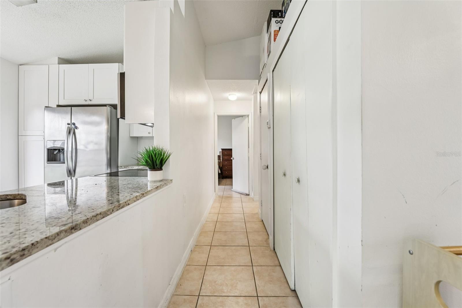 Image 11 of 23 For 298 San Gabriel Street