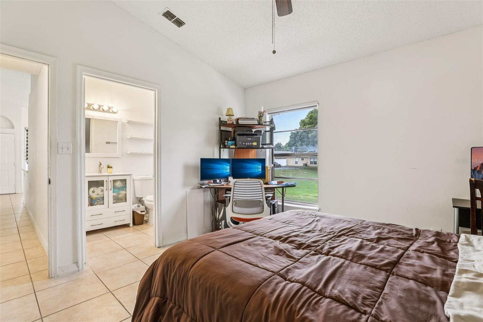 Image 14 of 23 For 298 San Gabriel Street